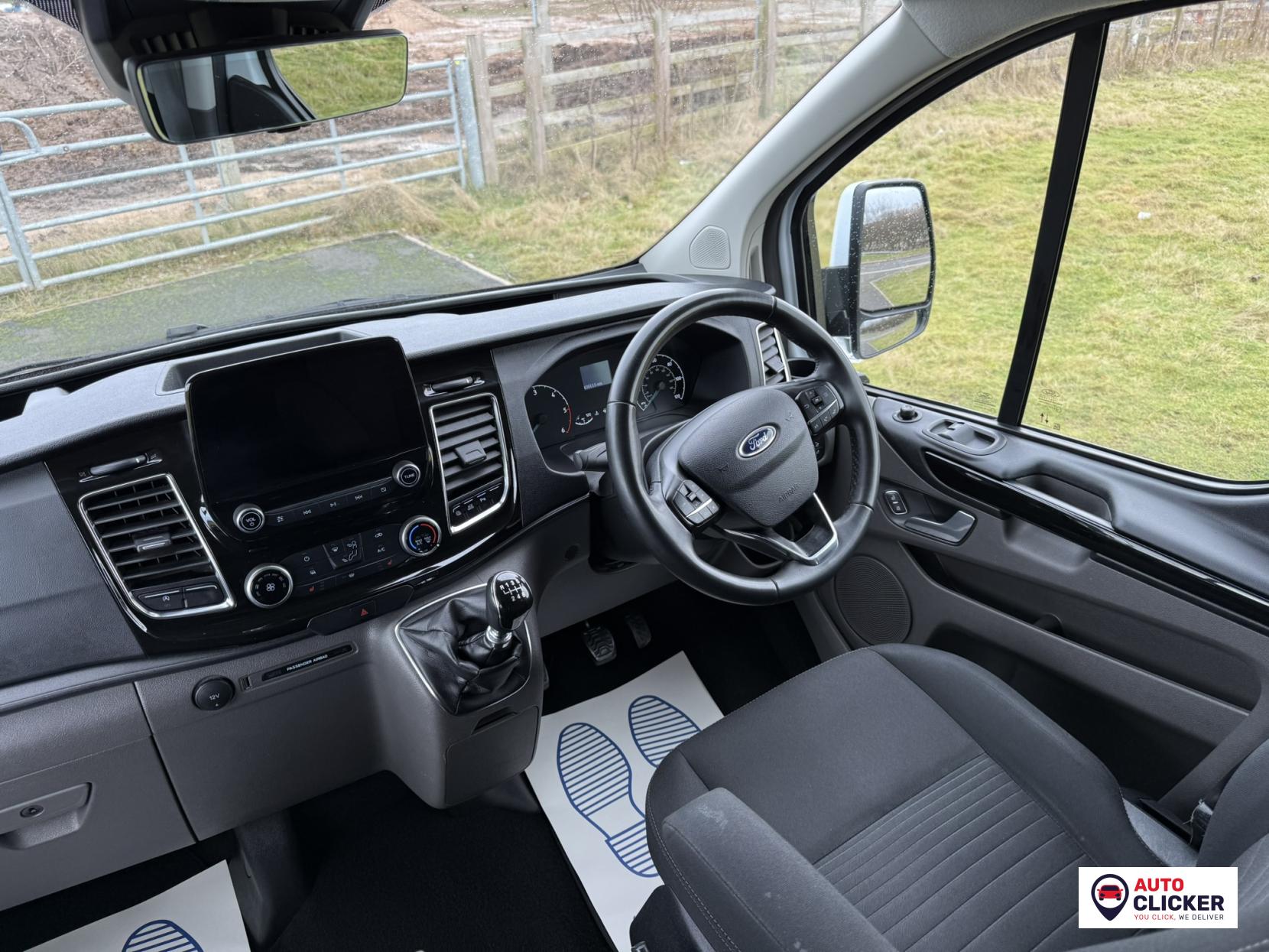 Ford Transit Custom 2.0 300 EcoBlue Limited Crew Van Double Cab 5dr Diesel Manual L2 H1 Euro 6 (s/s) (130 ps)