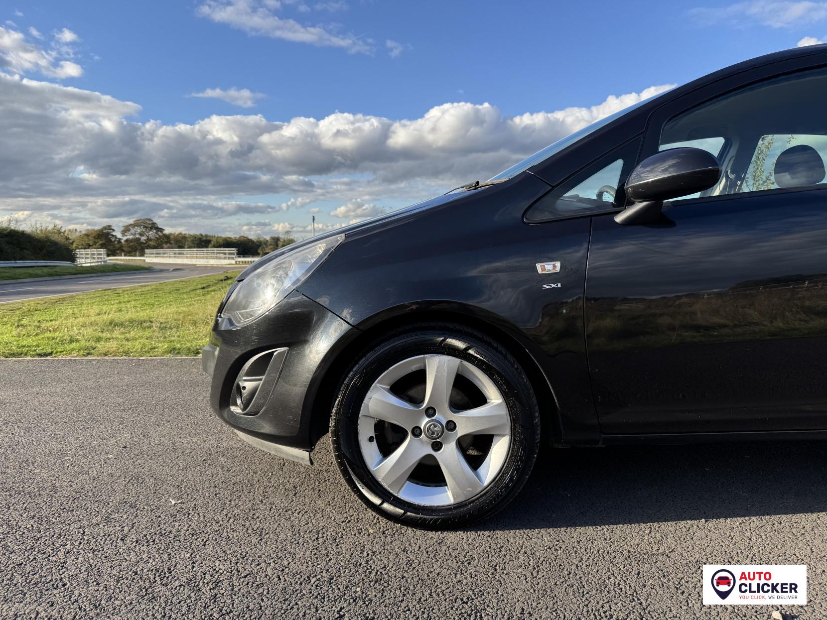 Vauxhall Corsa 1.2 16V SXi Hatchback 5dr Petrol Manual Euro 5 (A/C) (85 ps)