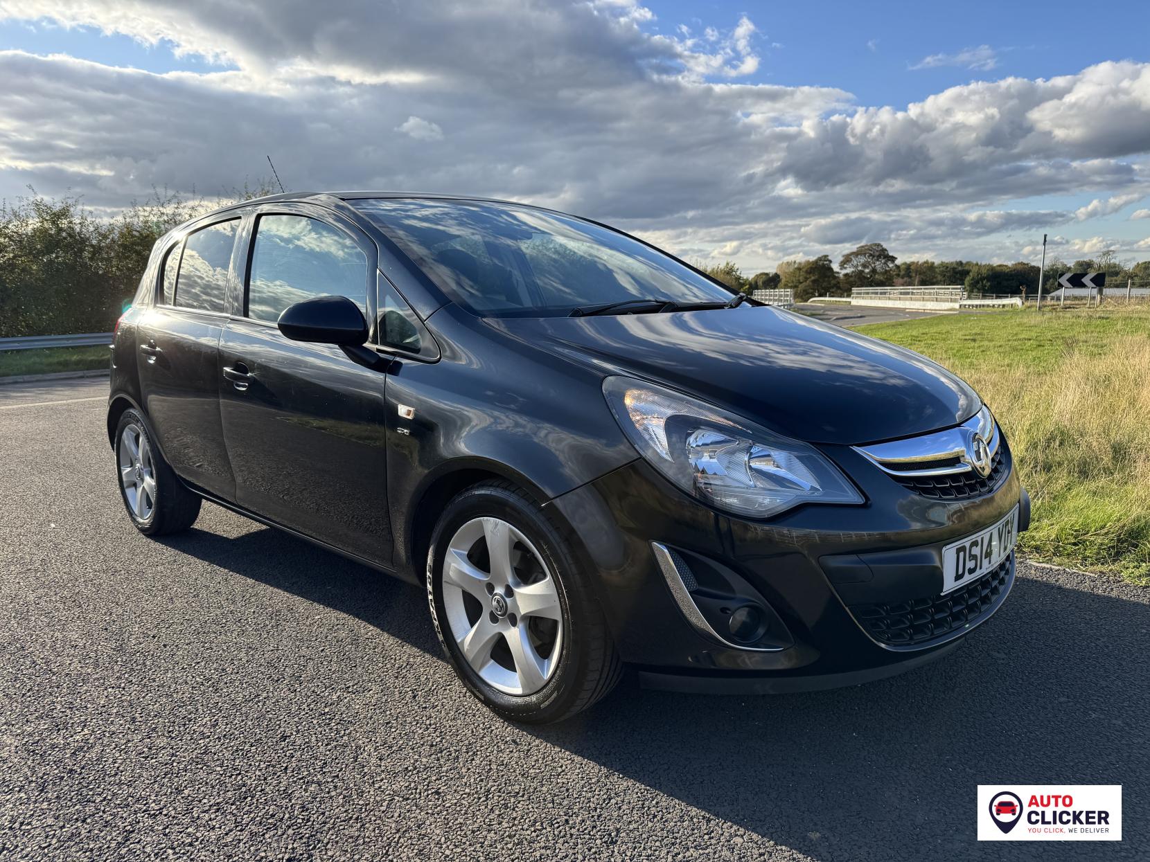 Vauxhall Corsa 1.2 16V SXi Hatchback 5dr Petrol Manual Euro 5 (A/C) (85 ps)