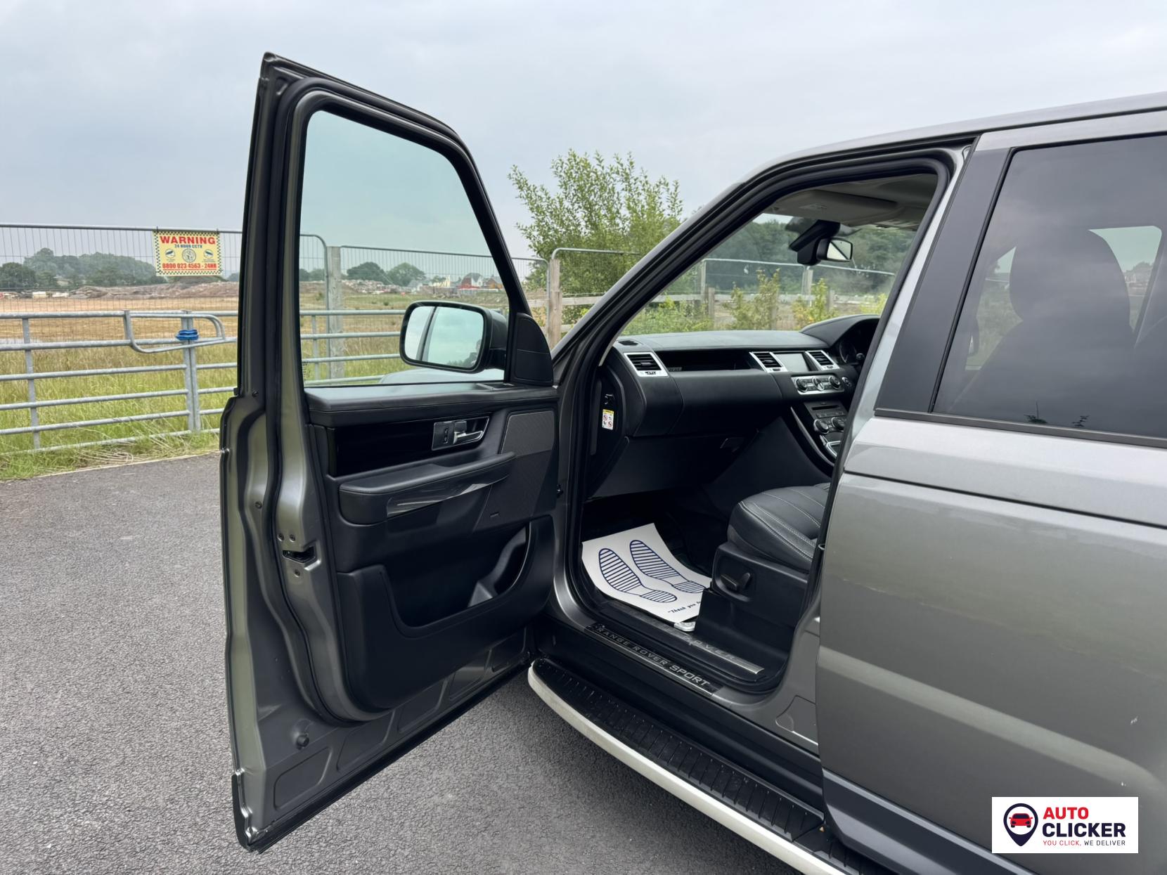 Land Rover Range Rover Sport 5.0 V8 HSE SUV 5dr Petrol CommandShift 4WD Euro 5 (510 ps)