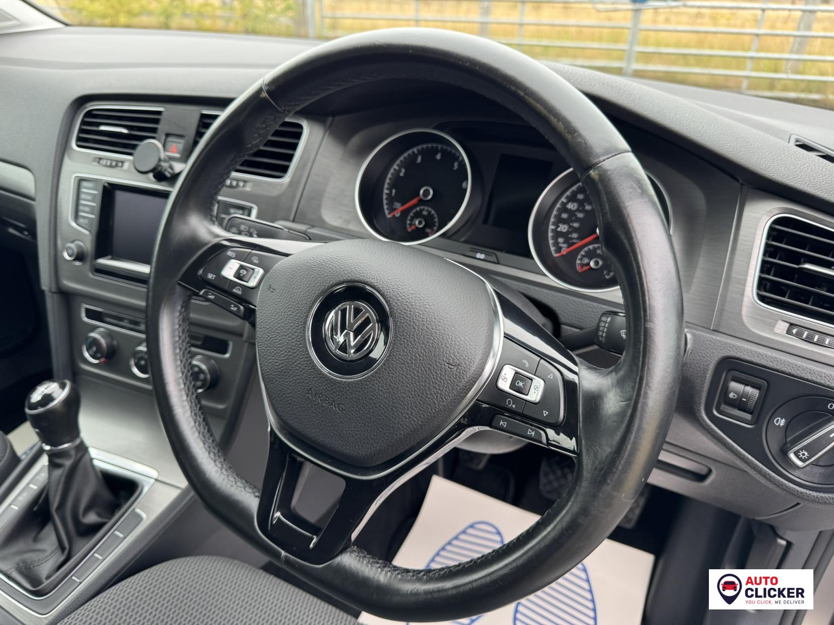 Volkswagen Golf 1.4 TSI BlueMotion Tech SE Hatchback 5dr Petrol Manual Euro 5 (s/s) (122 ps)