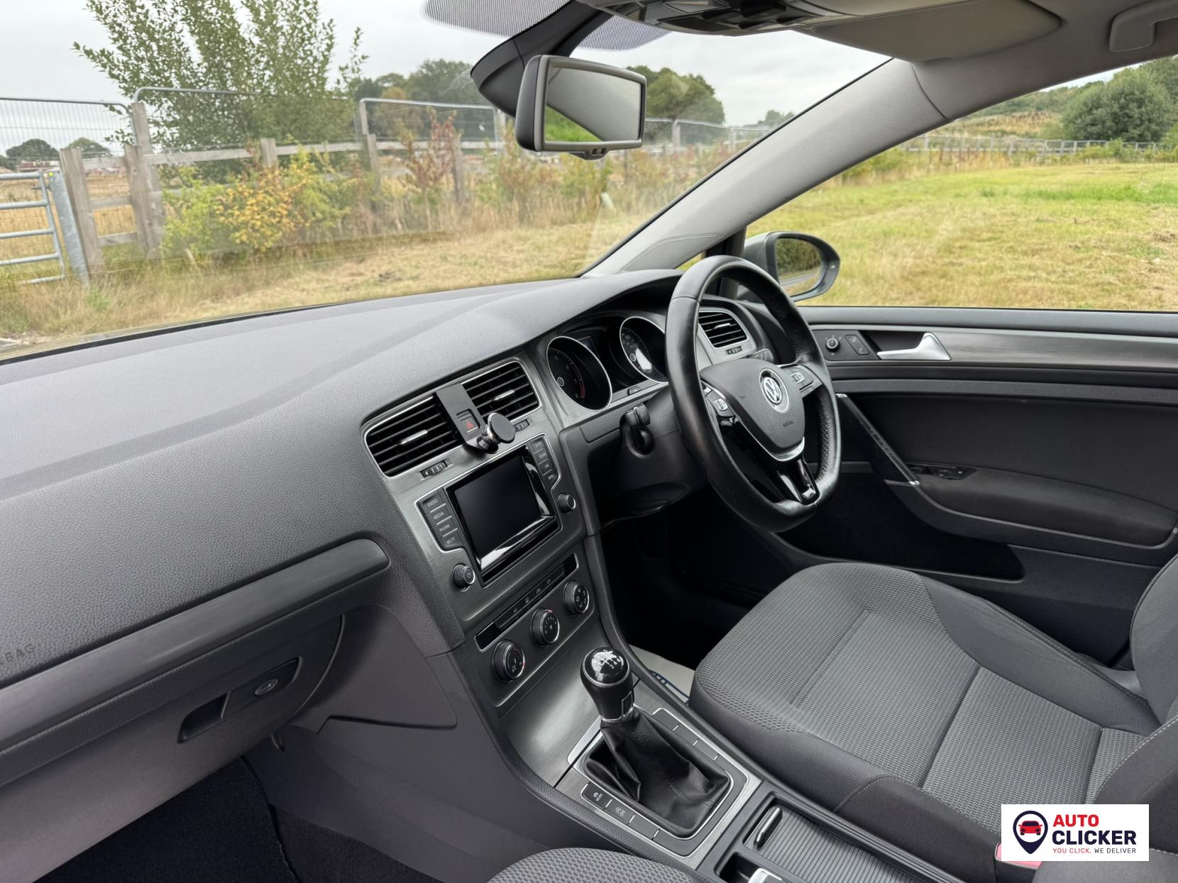 Volkswagen Golf 1.4 TSI BlueMotion Tech SE Hatchback 5dr Petrol Manual Euro 5 (s/s) (122 ps)