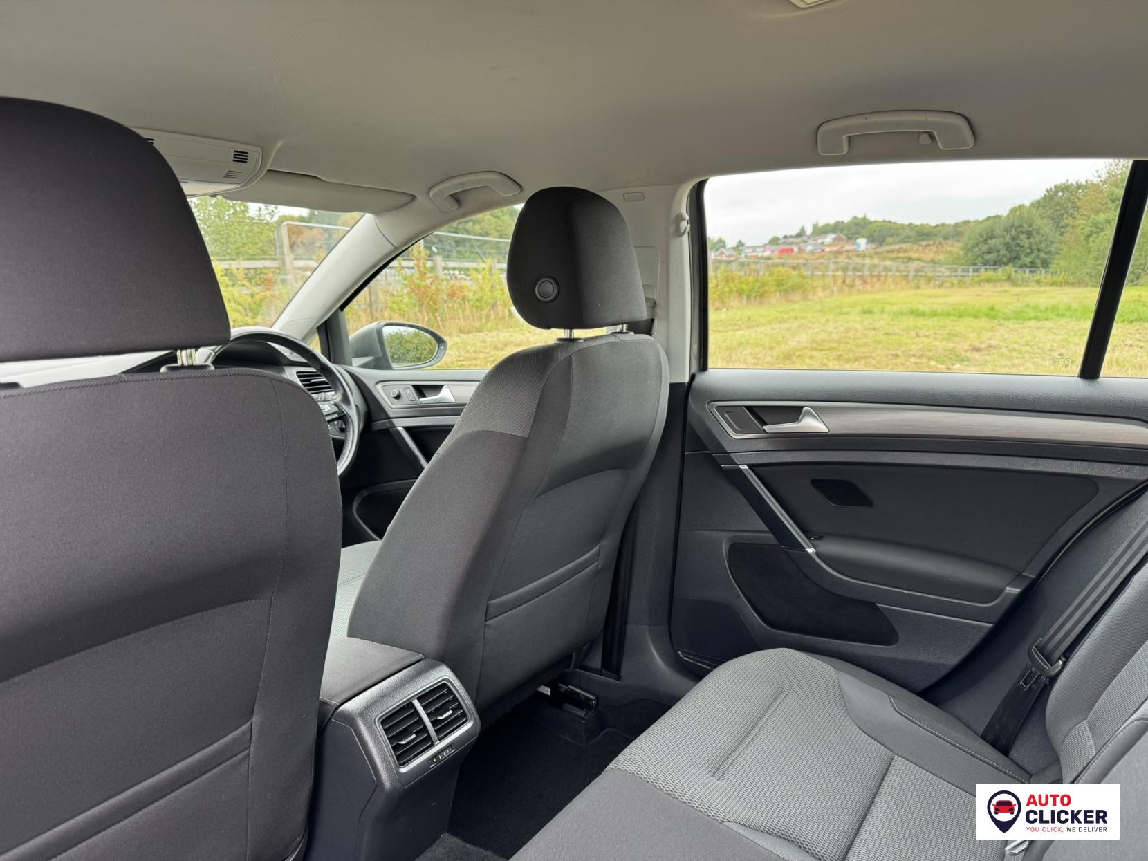 Volkswagen Golf 1.4 TSI BlueMotion Tech SE Hatchback 5dr Petrol Manual Euro 5 (s/s) (122 ps)