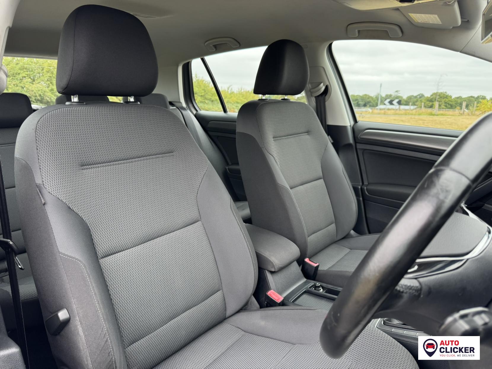 Volkswagen Golf 1.4 TSI BlueMotion Tech SE Hatchback 5dr Petrol Manual Euro 5 (s/s) (122 ps)