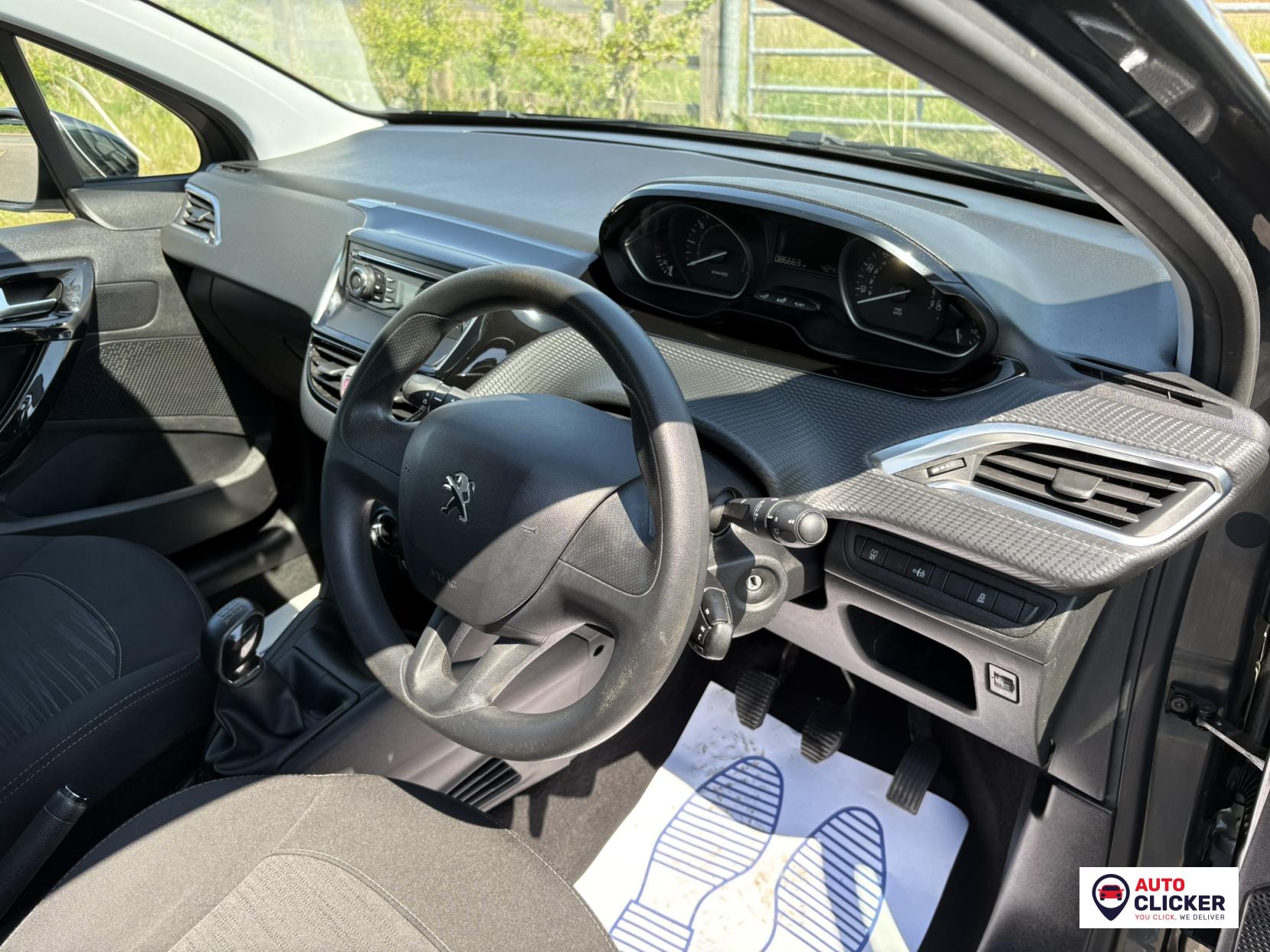 Peugeot 208 1.0 PureTech Access (a/c) Hatchback 5dr Petrol Manual Euro 6 (68 ps)