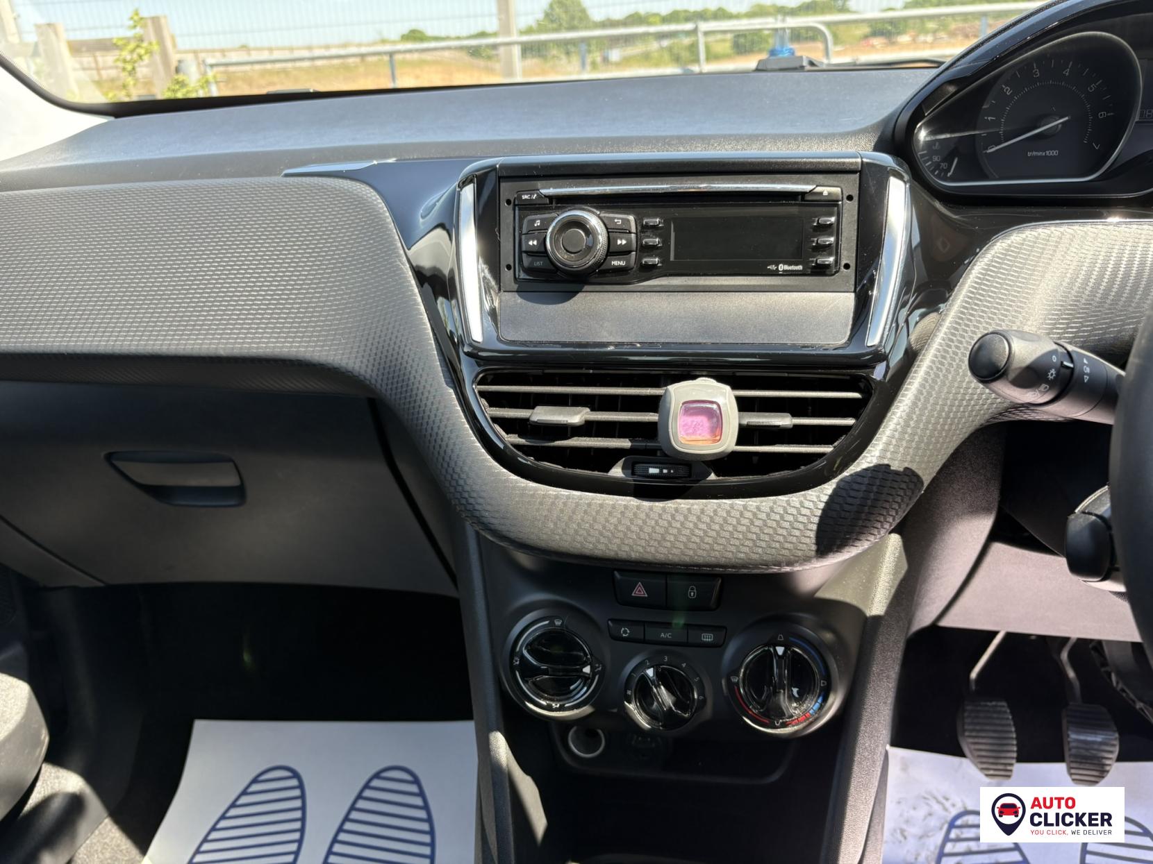 Peugeot 208 1.0 PureTech Access (a/c) Hatchback 5dr Petrol Manual Euro 6 (68 ps)