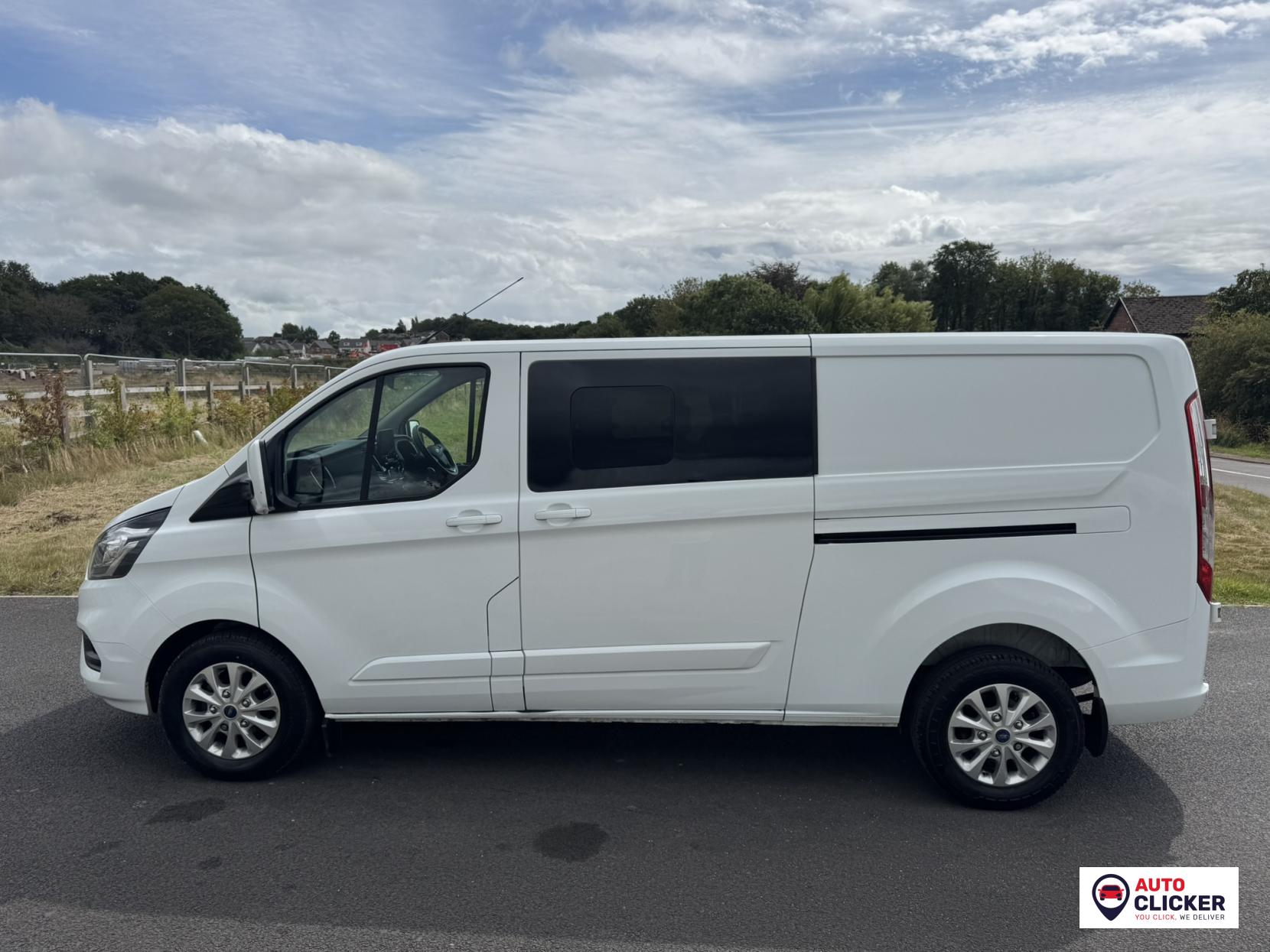 Ford Transit Custom 2.0 300 EcoBlue Limited Crew Van Double Cab 5dr Diesel Manual L2 H1 Euro 6 (s/s) (130 ps)