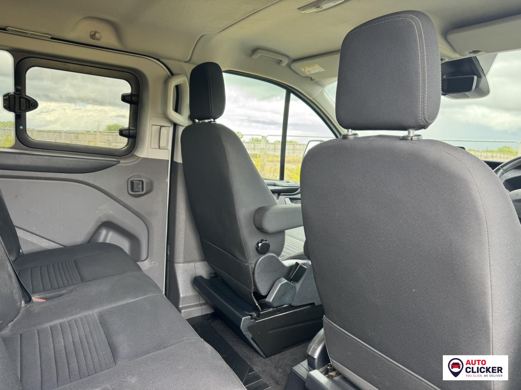 Ford Transit Custom 2.0 300 EcoBlue Limited Crew Van Double Cab 5dr Diesel Manual L2 H1 Euro 6 (s/s) (130 ps)