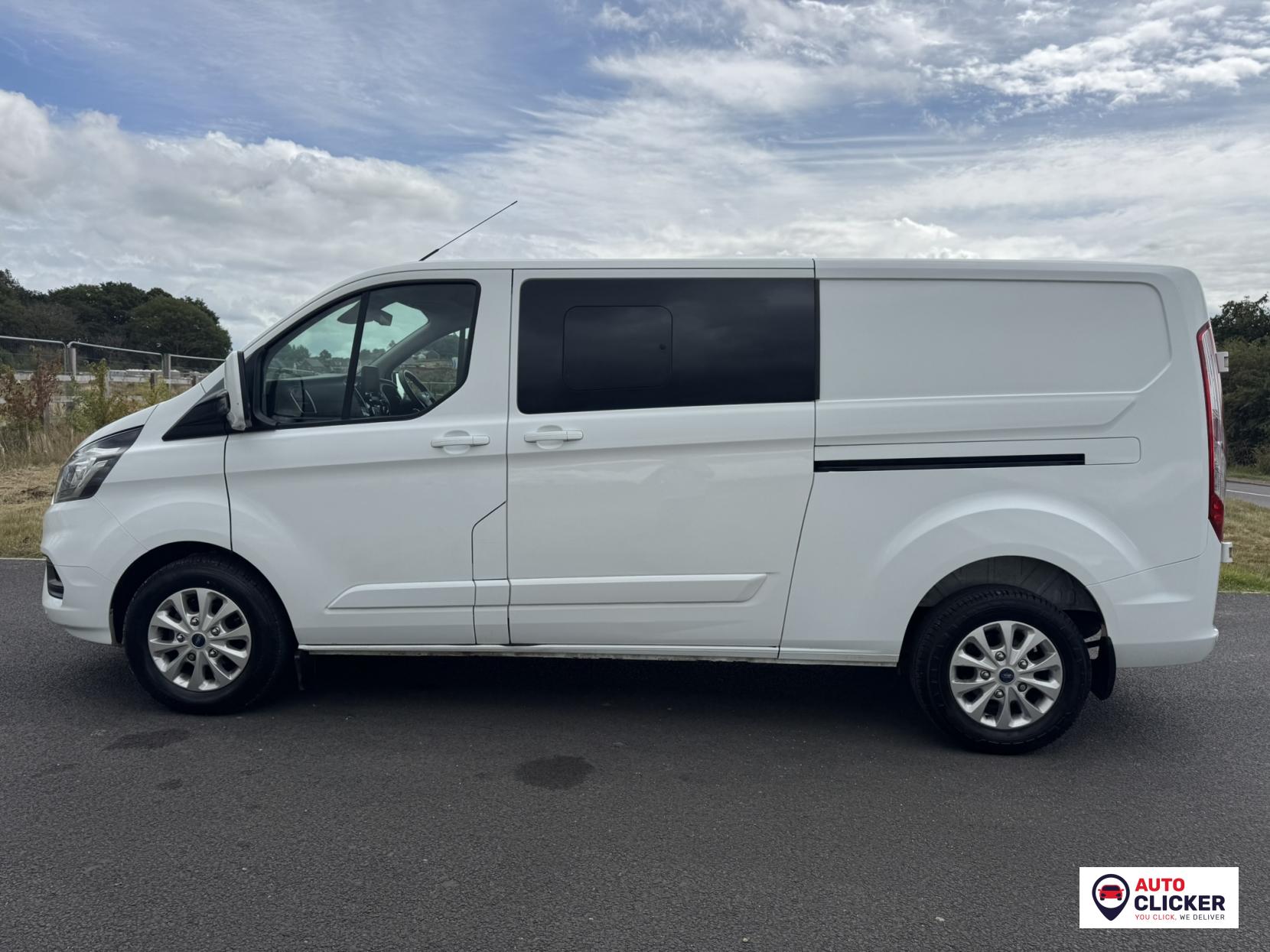 Ford Transit Custom 2.0 300 EcoBlue Limited Crew Van Double Cab 5dr Diesel Manual L2 H1 Euro 6 (s/s) (130 ps)