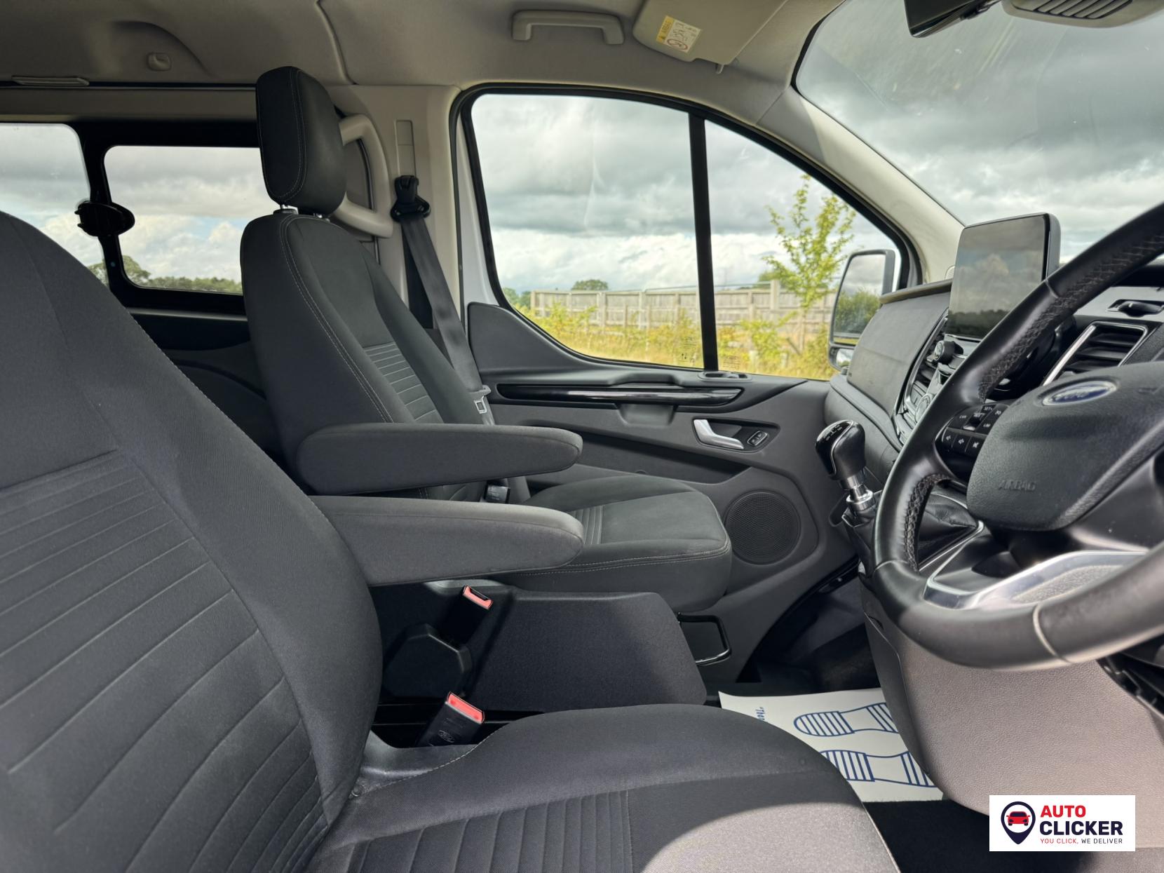 Ford Transit Custom 2.0 300 EcoBlue Limited Crew Van Double Cab 5dr Diesel Manual L2 H1 Euro 6 (s/s) (130 ps)