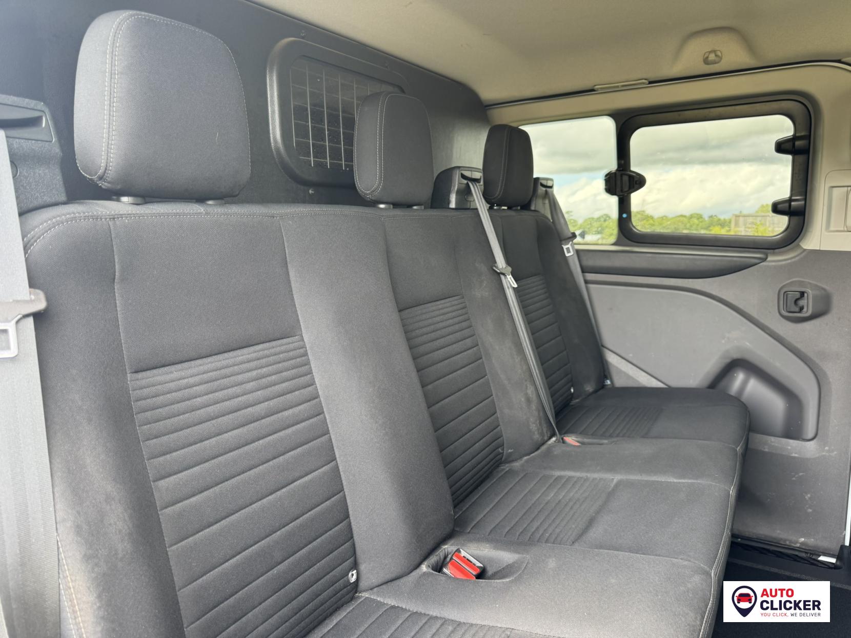 Ford Transit Custom 2.0 300 EcoBlue Limited Crew Van Double Cab 5dr Diesel Manual L2 H1 Euro 6 (s/s) (130 ps)