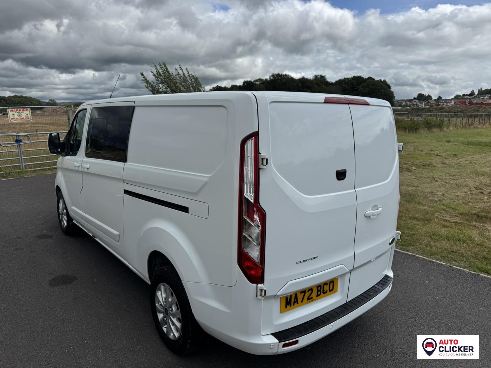 Ford Transit Custom 2.0 300 EcoBlue Limited Crew Van Double Cab 5dr Diesel Manual L2 H1 Euro 6 (s/s) (130 ps)