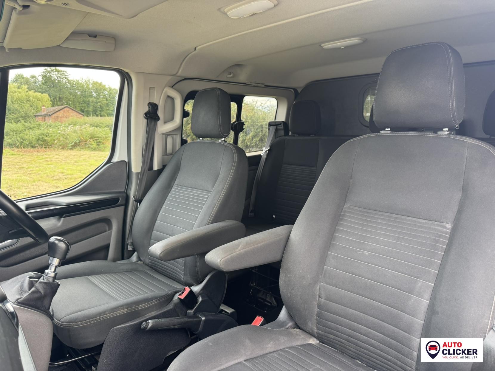 Ford Transit Custom 2.0 300 EcoBlue Limited Crew Van Double Cab 5dr Diesel Manual L2 H1 Euro 6 (s/s) (130 ps)