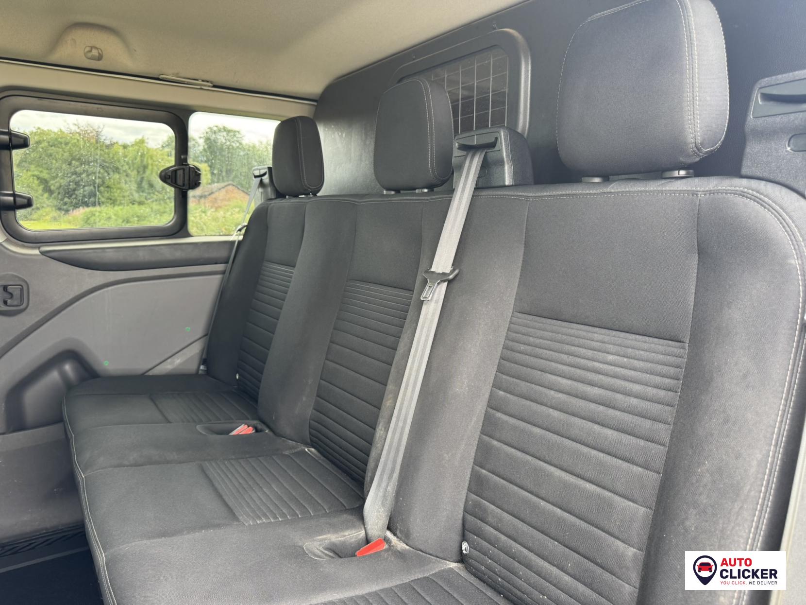 Ford Transit Custom 2.0 300 EcoBlue Limited Crew Van Double Cab 5dr Diesel Manual L2 H1 Euro 6 (s/s) (130 ps)