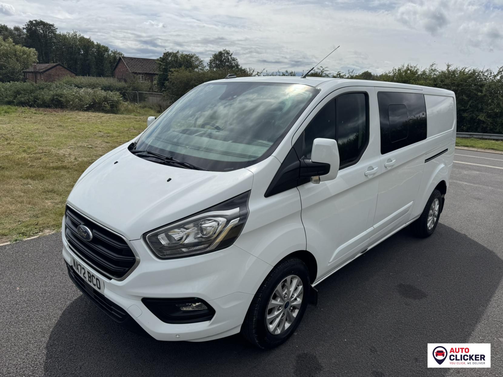 Ford Transit Custom 2.0 300 EcoBlue Limited Crew Van Double Cab 5dr Diesel Manual L2 H1 Euro 6 (s/s) (130 ps)