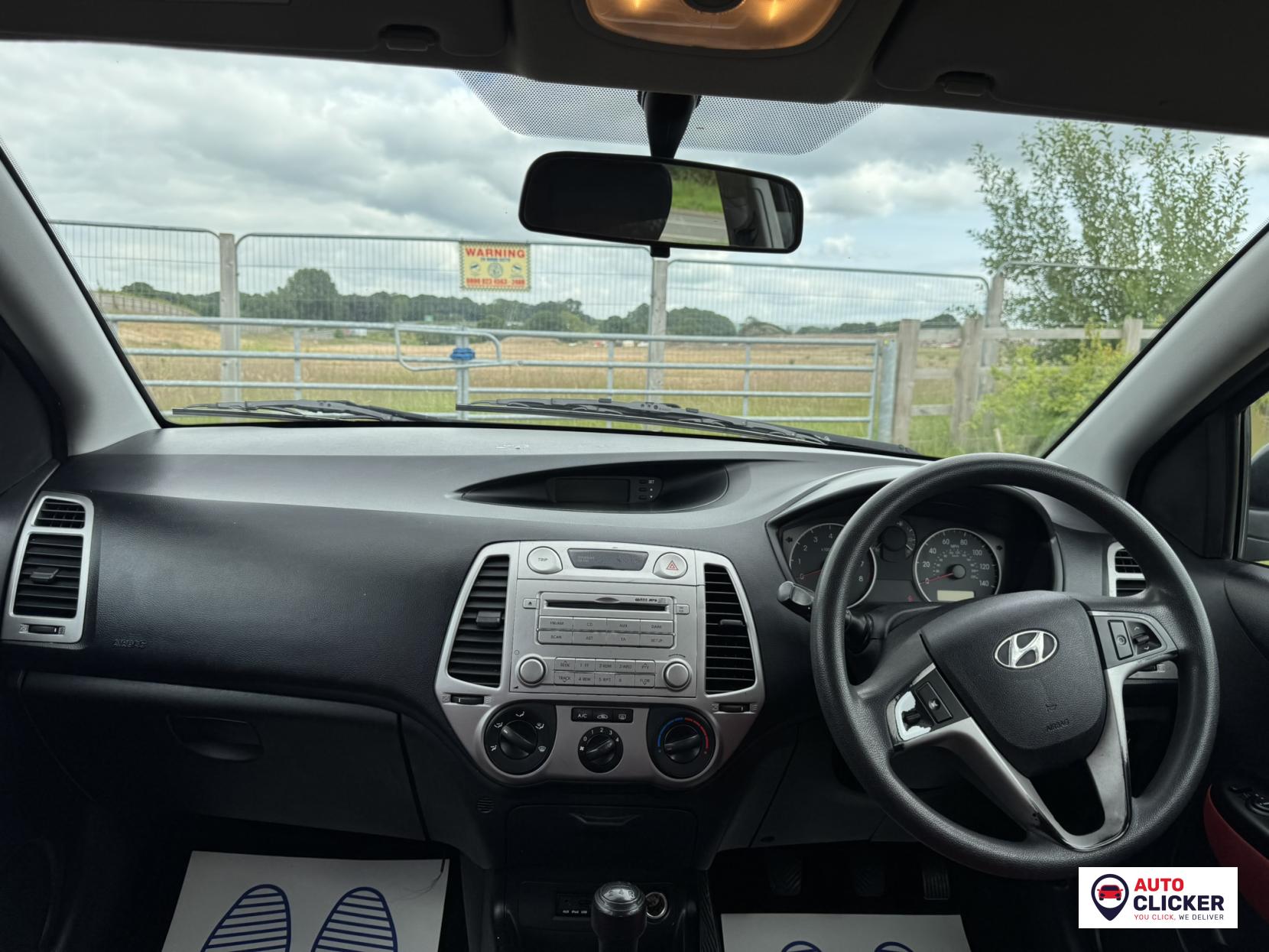 Hyundai i20 1.2 Comfort Hatchback 5dr Petrol Manual Euro 4 (77 bhp)