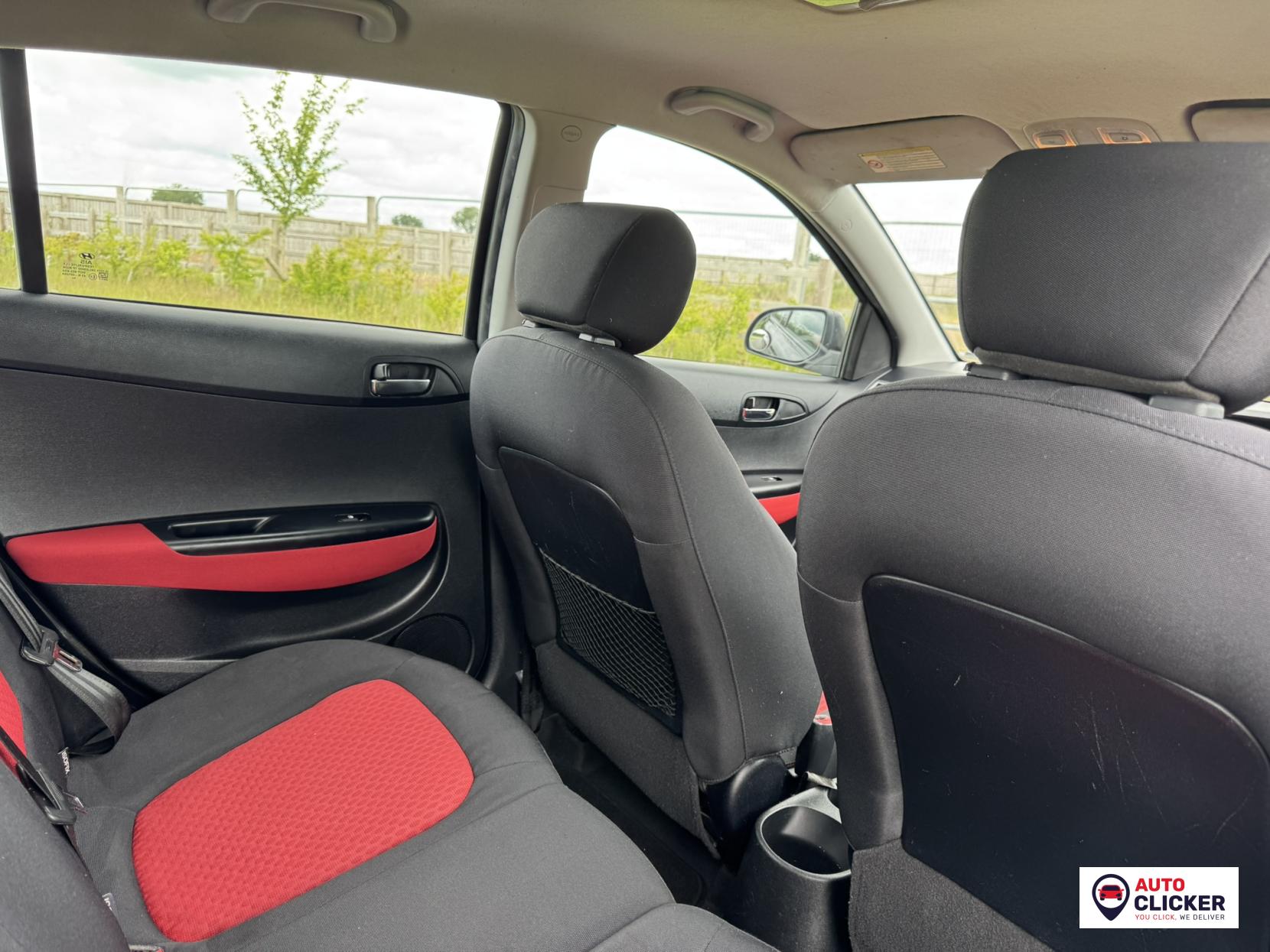 Hyundai i20 1.2 Comfort Hatchback 5dr Petrol Manual Euro 4 (77 bhp)