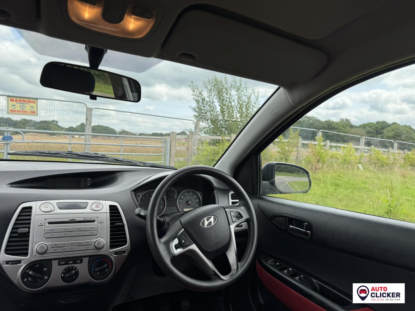 Hyundai i20 1.2 Comfort Hatchback 5dr Petrol Manual Euro 4 (77 bhp)