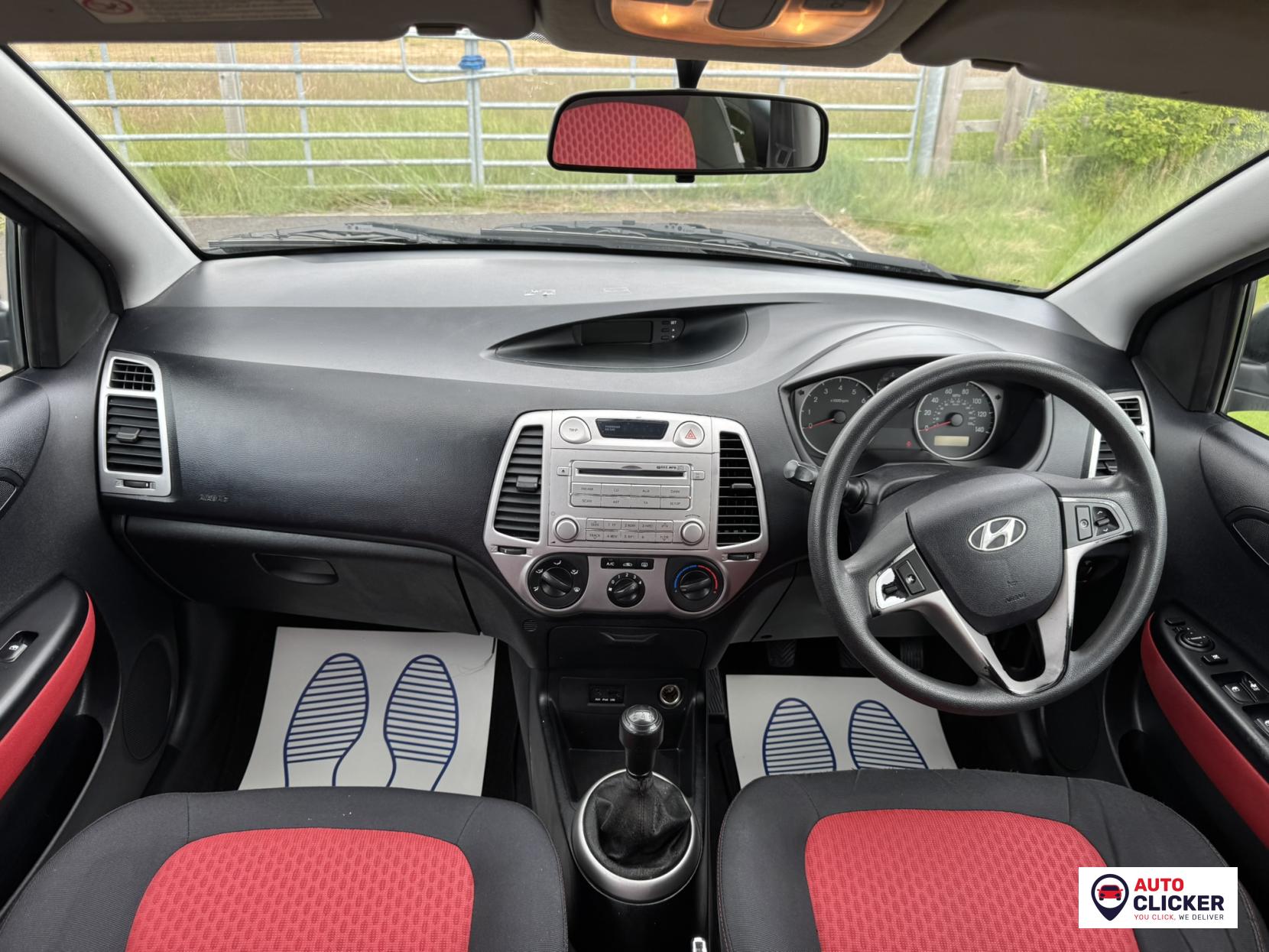 Hyundai i20 1.2 Comfort Hatchback 5dr Petrol Manual Euro 4 (77 bhp)