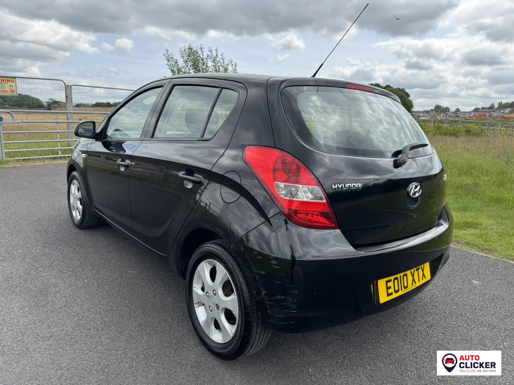 Hyundai i20 1.2 Comfort Hatchback 5dr Petrol Manual Euro 4 (77 bhp)