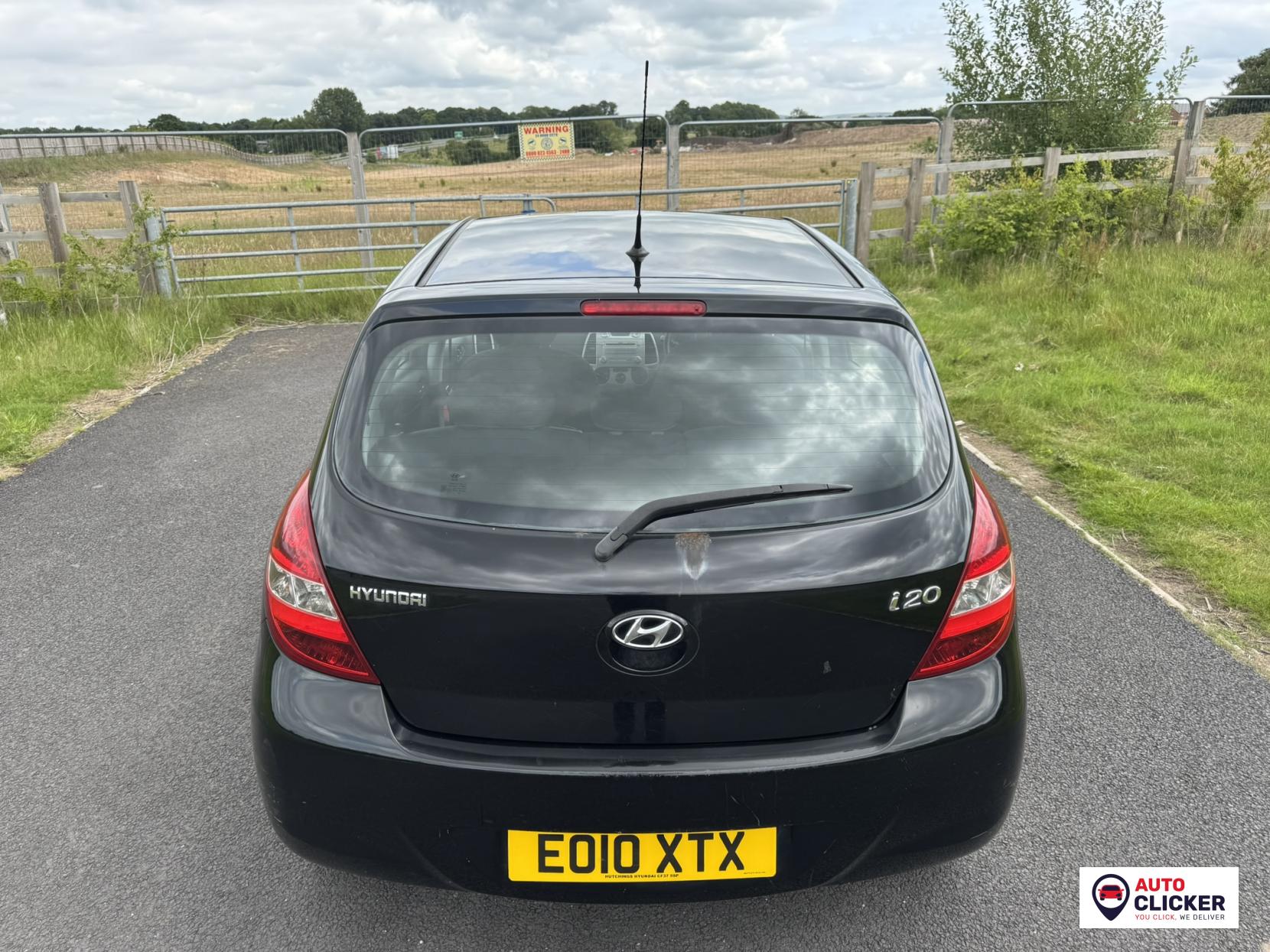 Hyundai i20 1.2 Comfort Hatchback 5dr Petrol Manual Euro 4 (77 bhp)