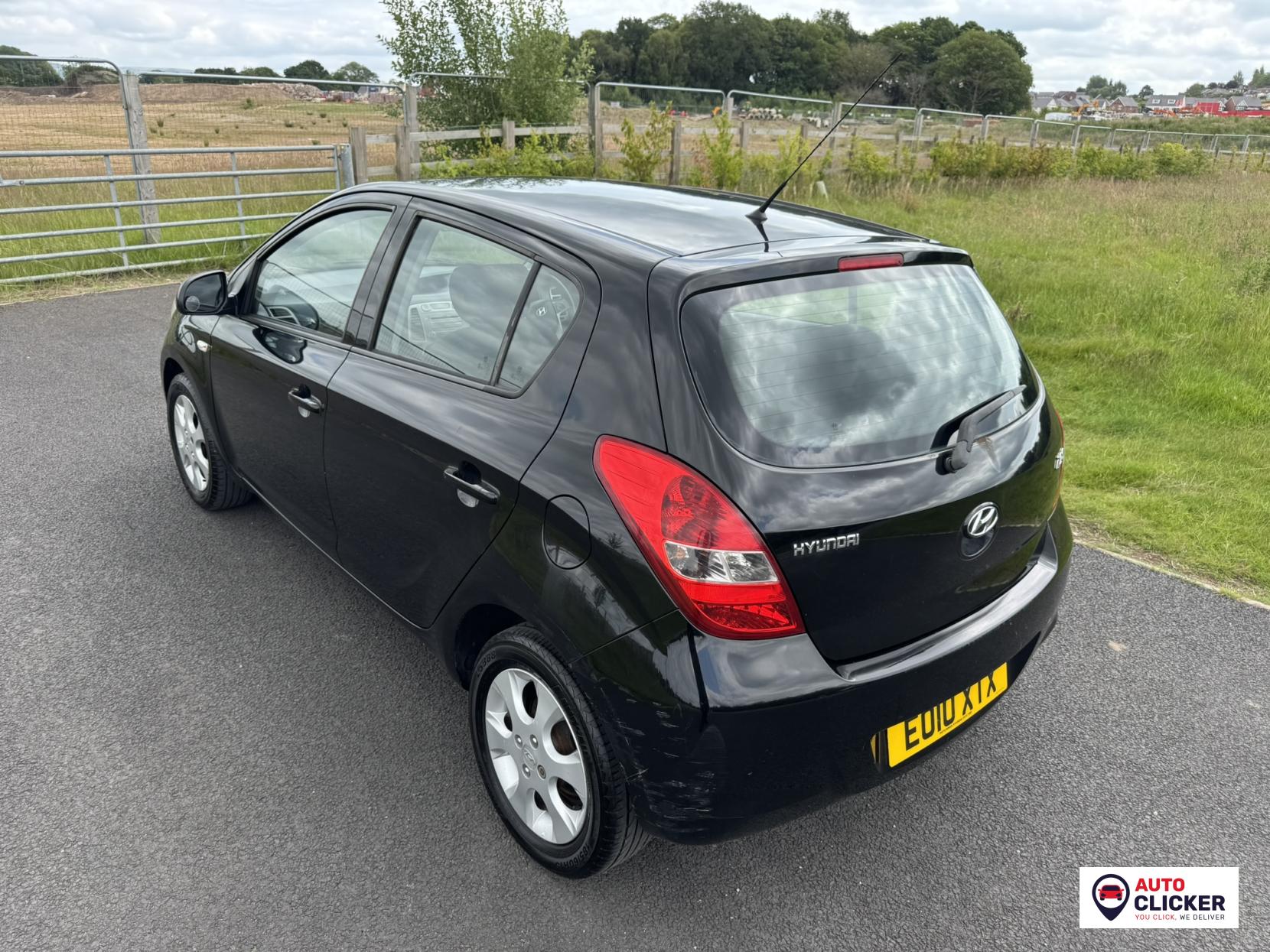 Hyundai i20 1.2 Comfort Hatchback 5dr Petrol Manual Euro 4 (77 bhp)