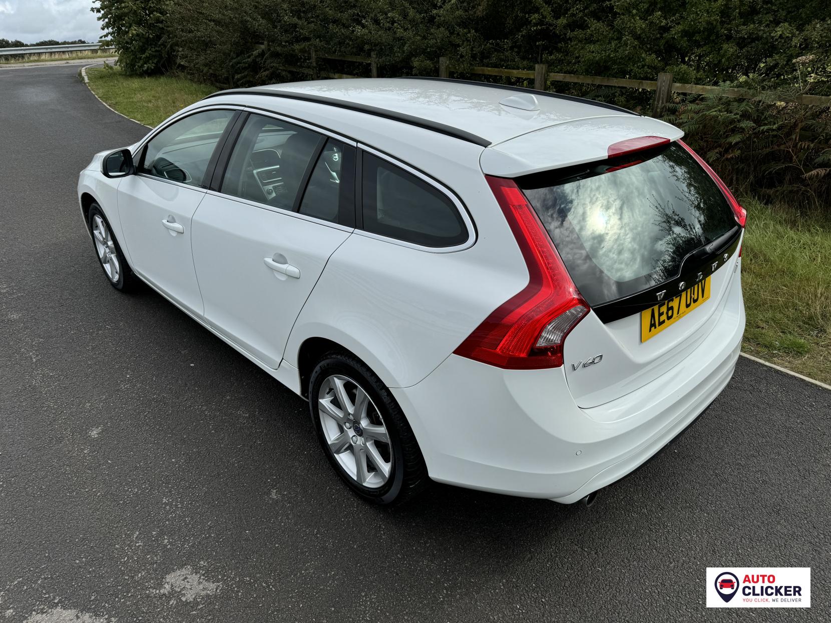 Volvo V60 2.0 D2 SE Nav Estate 5dr Diesel Manual Euro 6 (s/s) (120 ps)