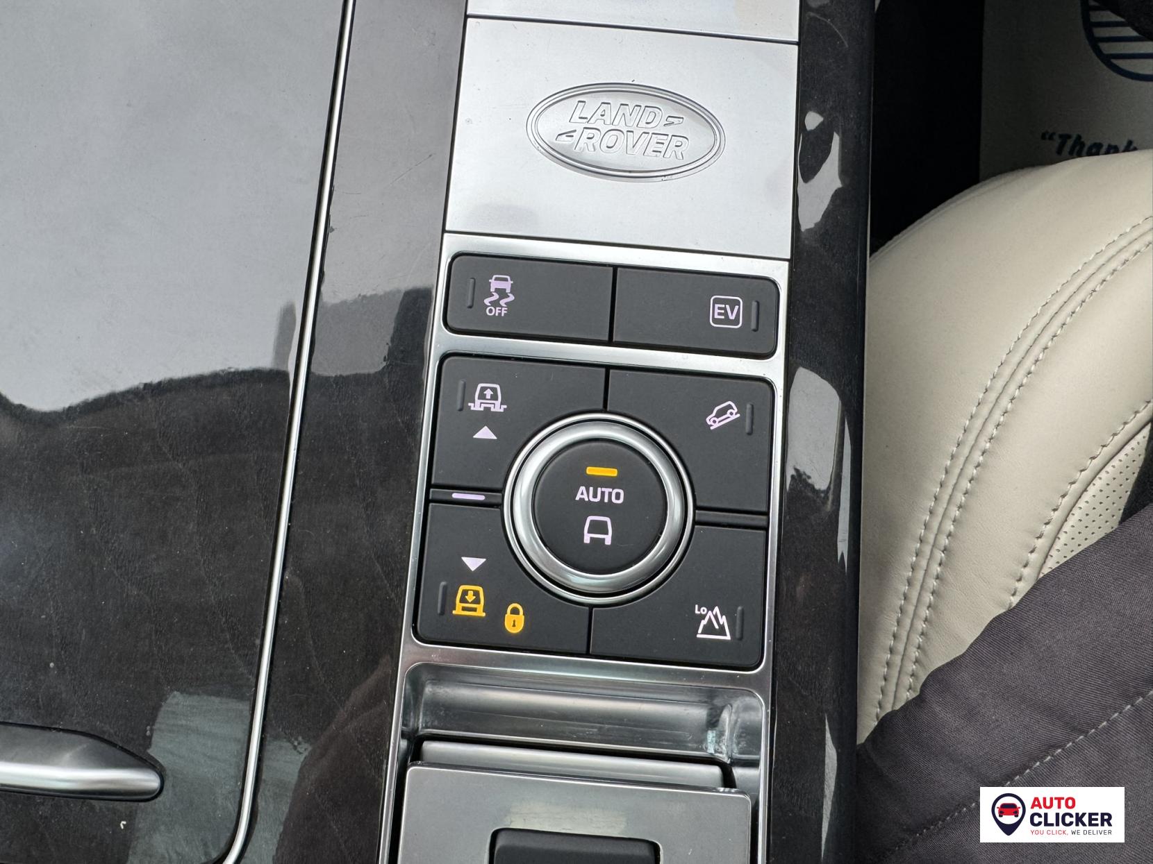 Land Rover Range Rover 2.0 P400e 12.4kWh GPF Vogue SE SUV 5dr Petrol Plug-in Hybrid Auto 4WD Euro 6 (s/s) (404 ps)