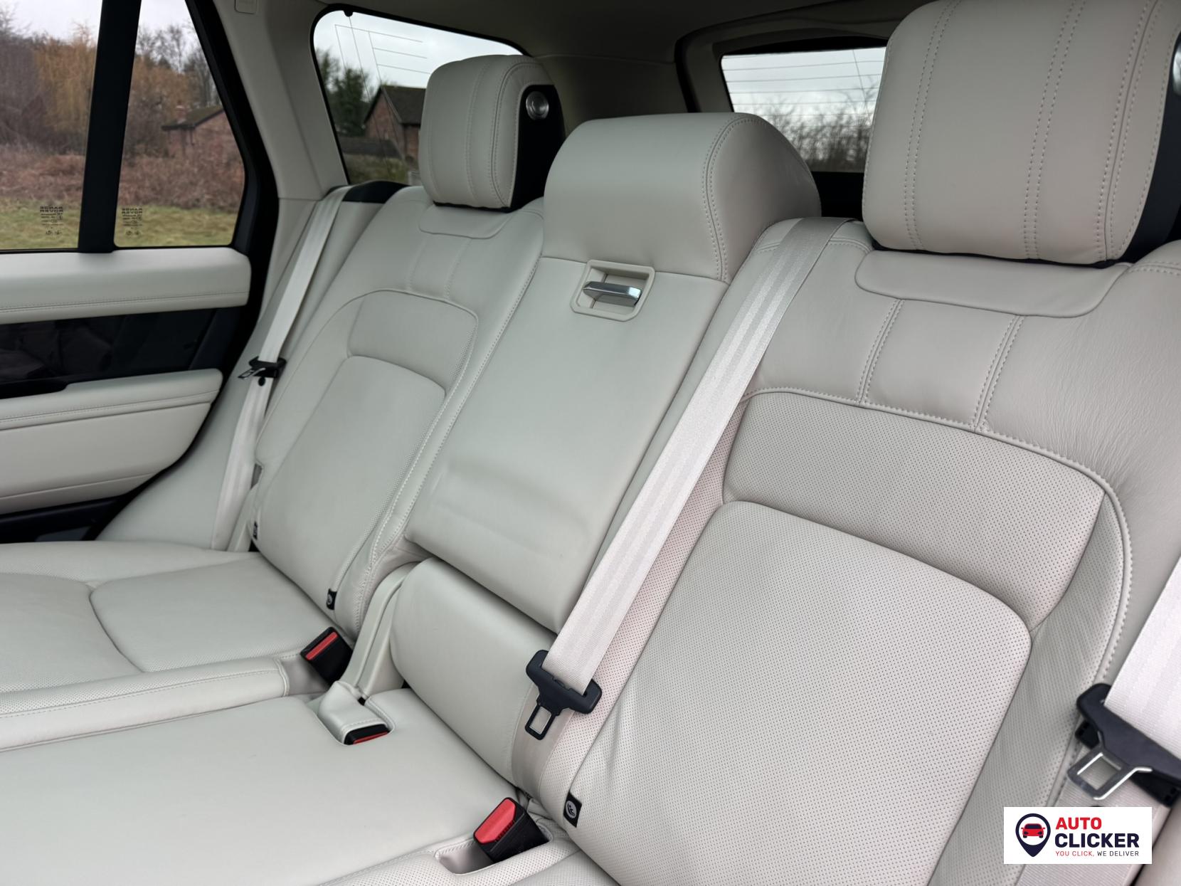 Land Rover Range Rover 2.0 P400e 12.4kWh GPF Vogue SE SUV 5dr Petrol Plug-in Hybrid Auto 4WD Euro 6 (s/s) (404 ps)