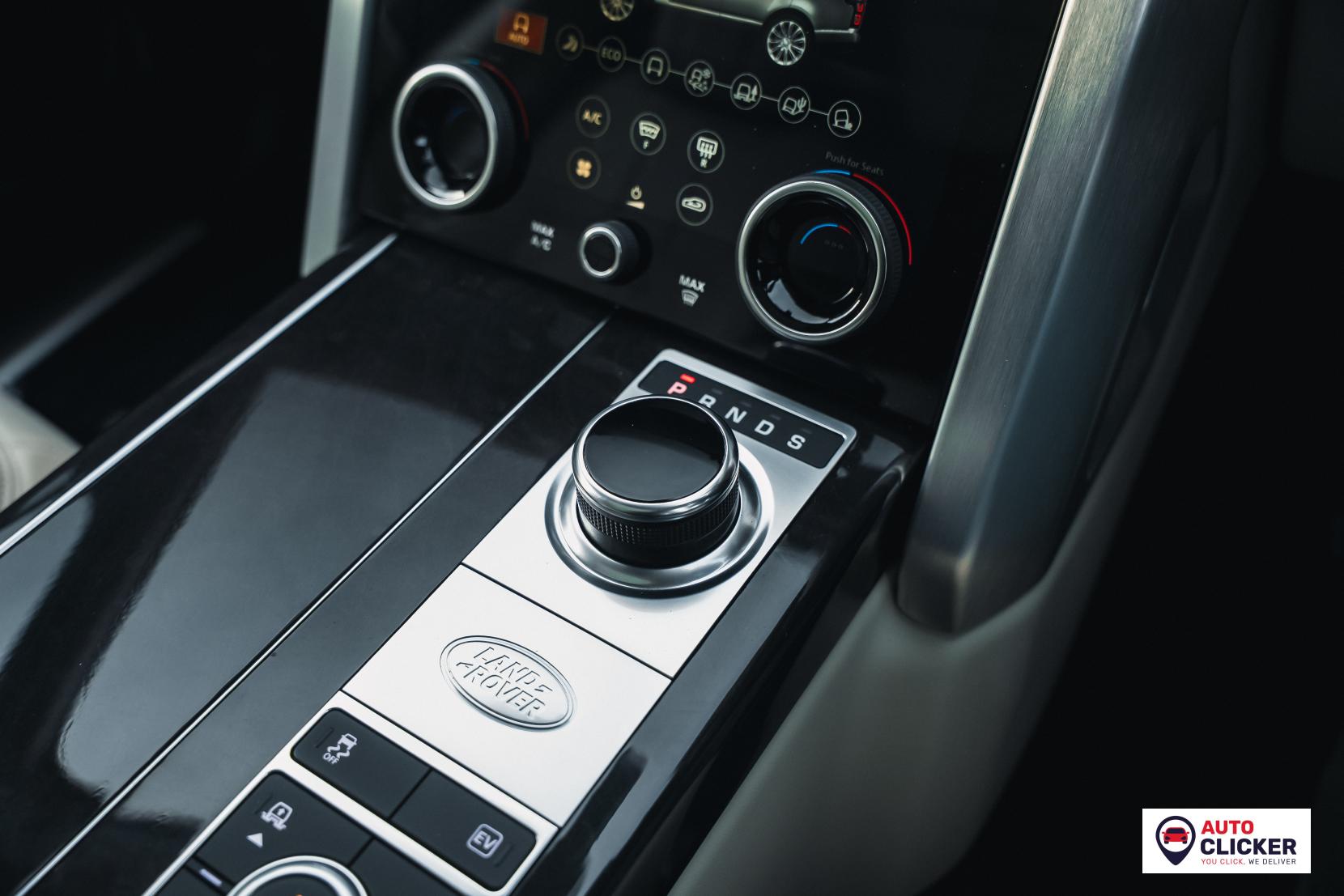 Land Rover Range Rover 2.0 P400e 12.4kWh GPF Vogue SE SUV 5dr Petrol Plug-in Hybrid Auto 4WD Euro 6 (s/s) (404 ps)