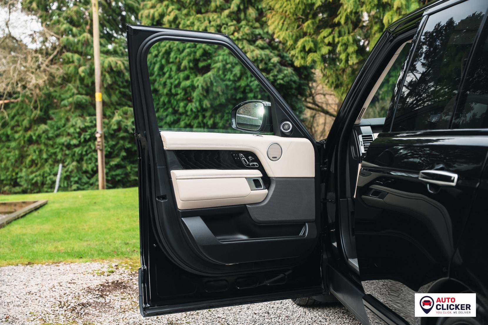 Land Rover Range Rover 2.0 P400e 12.4kWh GPF Vogue SE SUV 5dr Petrol Plug-in Hybrid Auto 4WD Euro 6 (s/s) (404 ps)