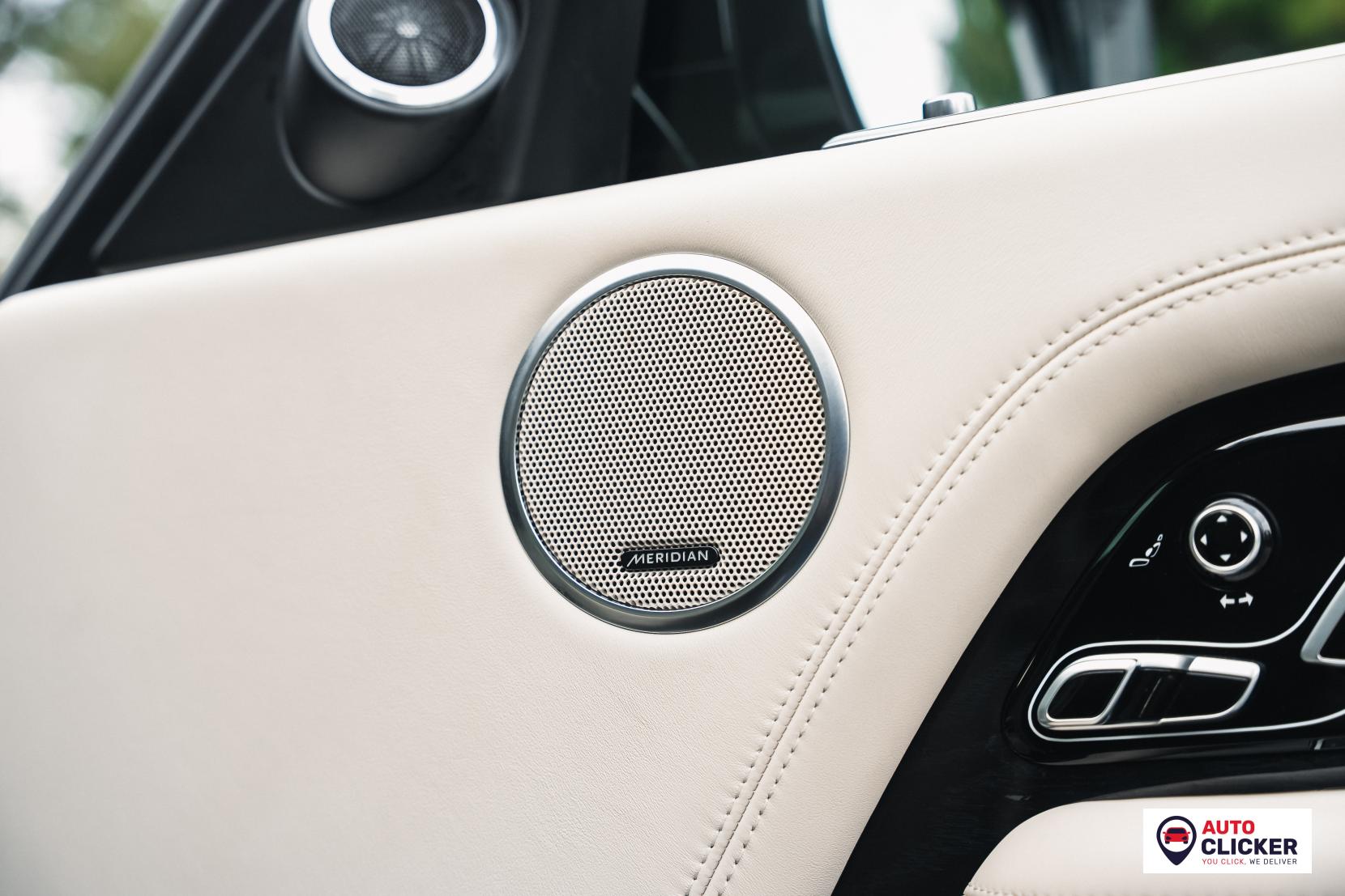 Land Rover Range Rover 2.0 P400e 12.4kWh GPF Vogue SE SUV 5dr Petrol Plug-in Hybrid Auto 4WD Euro 6 (s/s) (404 ps)