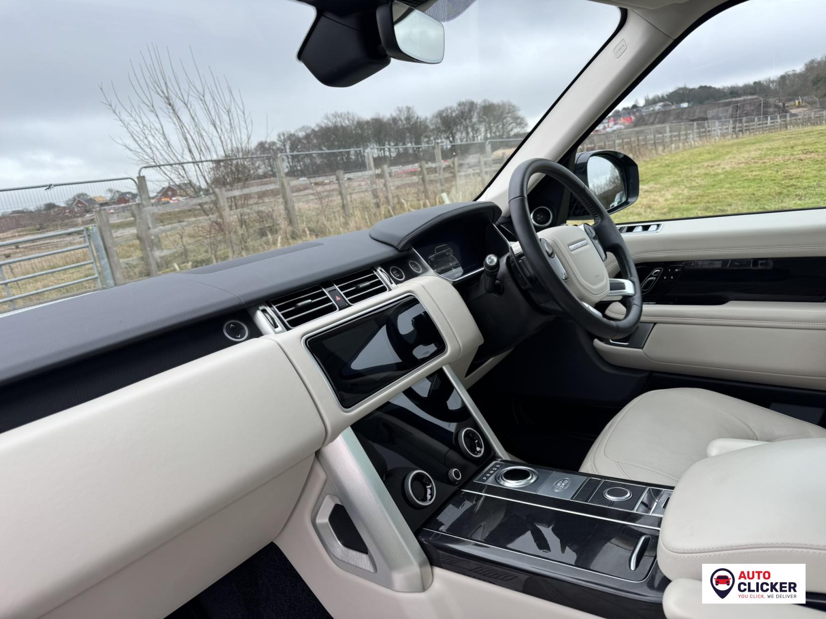 Land Rover Range Rover 2.0 P400e 12.4kWh GPF Vogue SE SUV 5dr Petrol Plug-in Hybrid Auto 4WD Euro 6 (s/s) (404 ps)