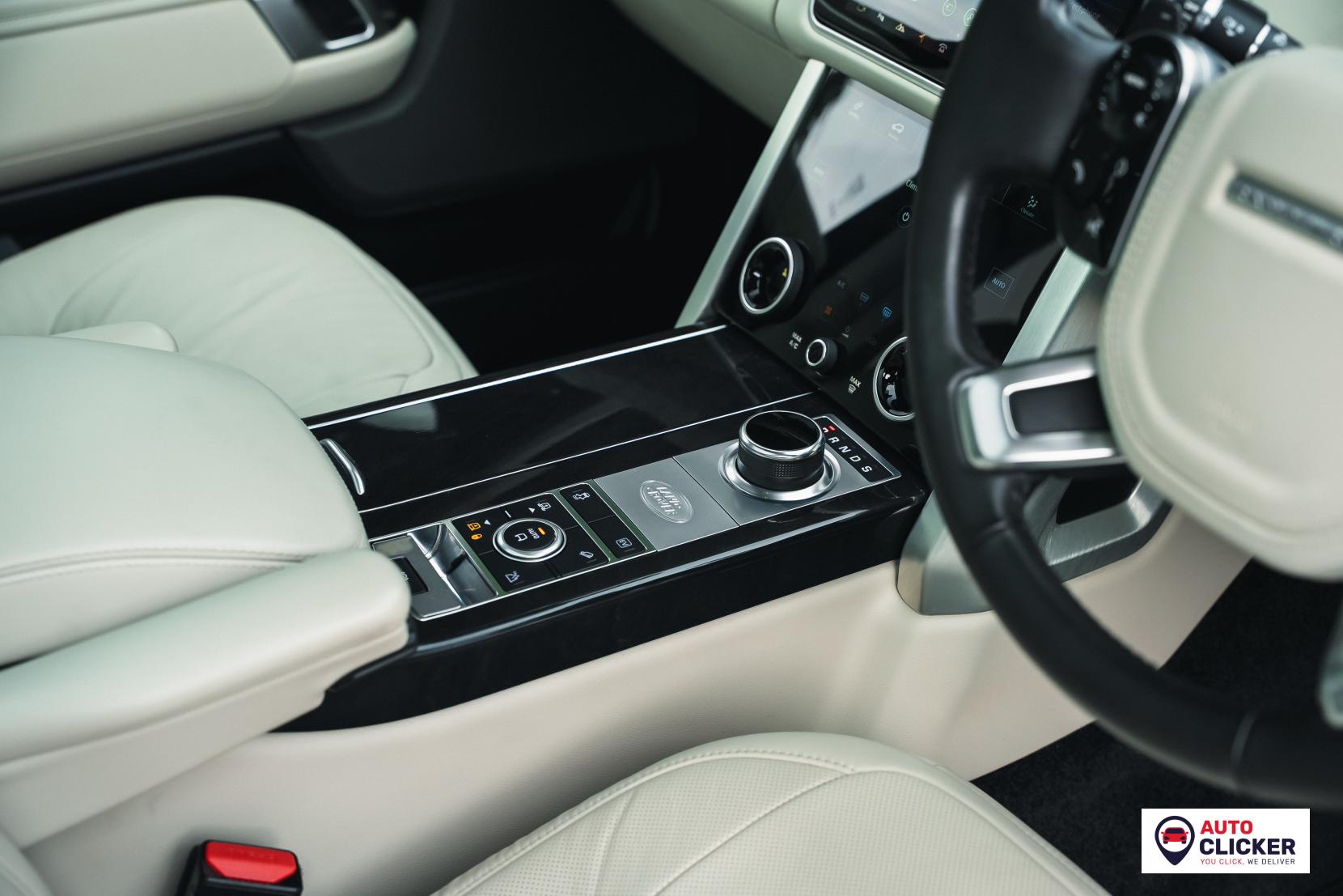 Land Rover Range Rover 2.0 P400e 12.4kWh GPF Vogue SE SUV 5dr Petrol Plug-in Hybrid Auto 4WD Euro 6 (s/s) (404 ps)