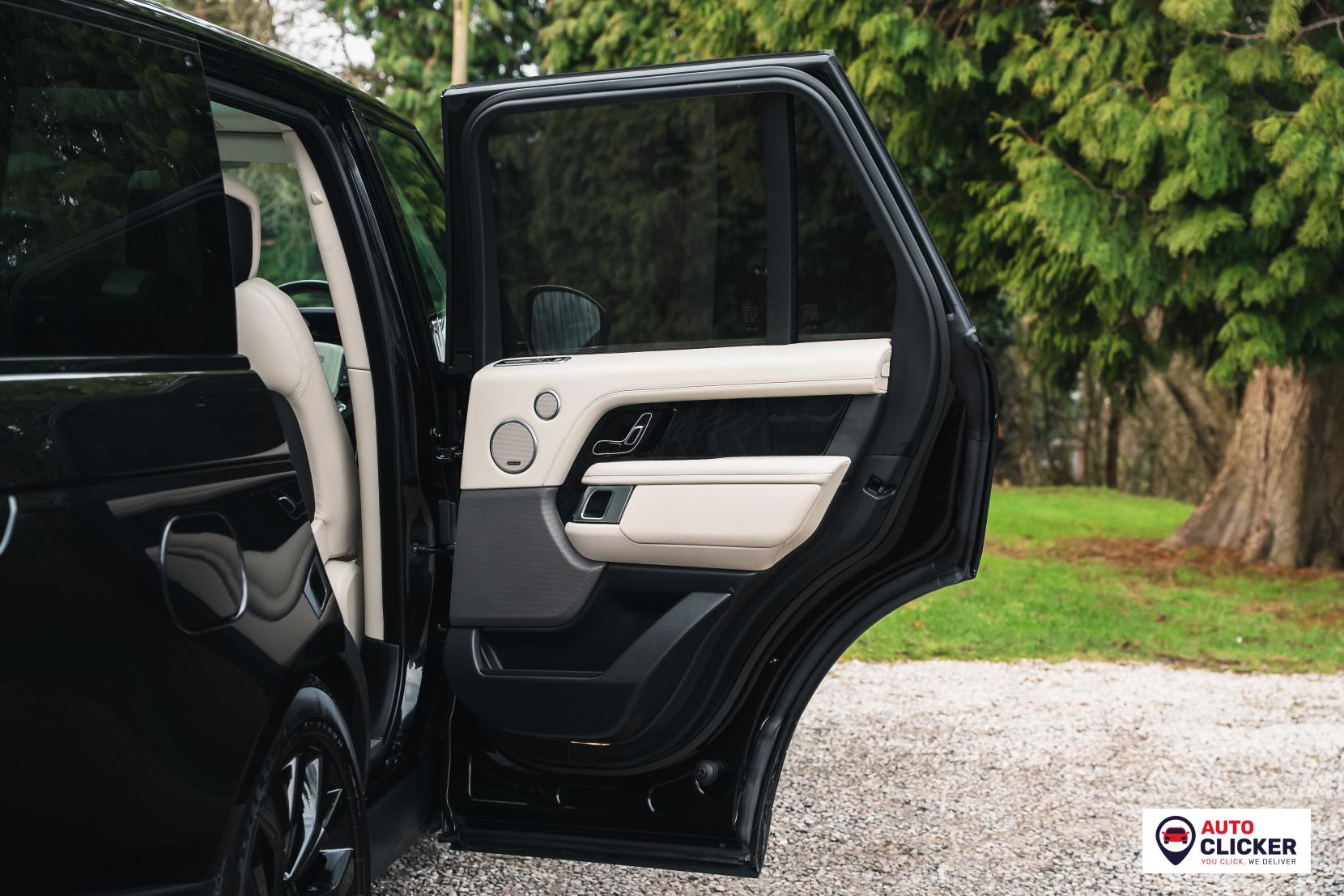 Land Rover Range Rover 2.0 P400e 12.4kWh GPF Vogue SE SUV 5dr Petrol Plug-in Hybrid Auto 4WD Euro 6 (s/s) (404 ps)