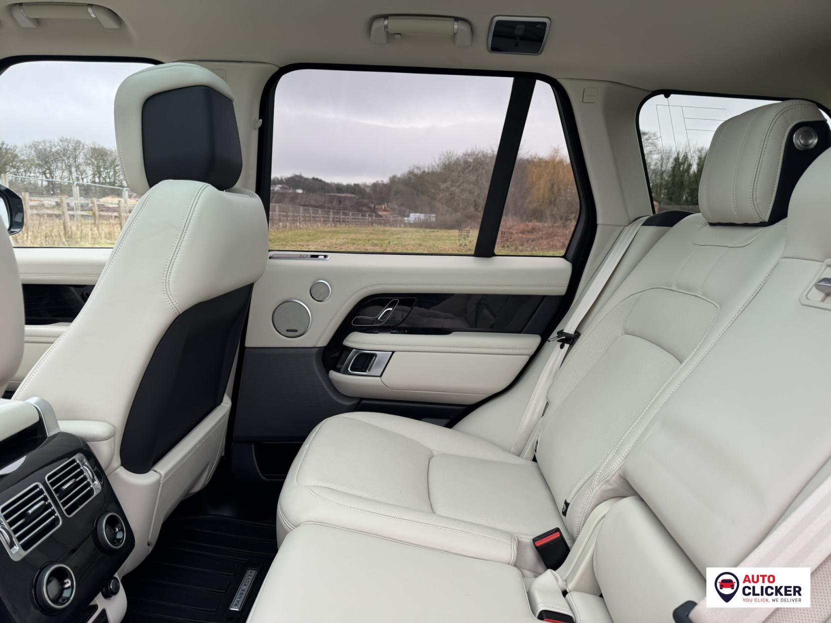 Land Rover Range Rover 2.0 P400e 12.4kWh GPF Vogue SE SUV 5dr Petrol Plug-in Hybrid Auto 4WD Euro 6 (s/s) (404 ps)