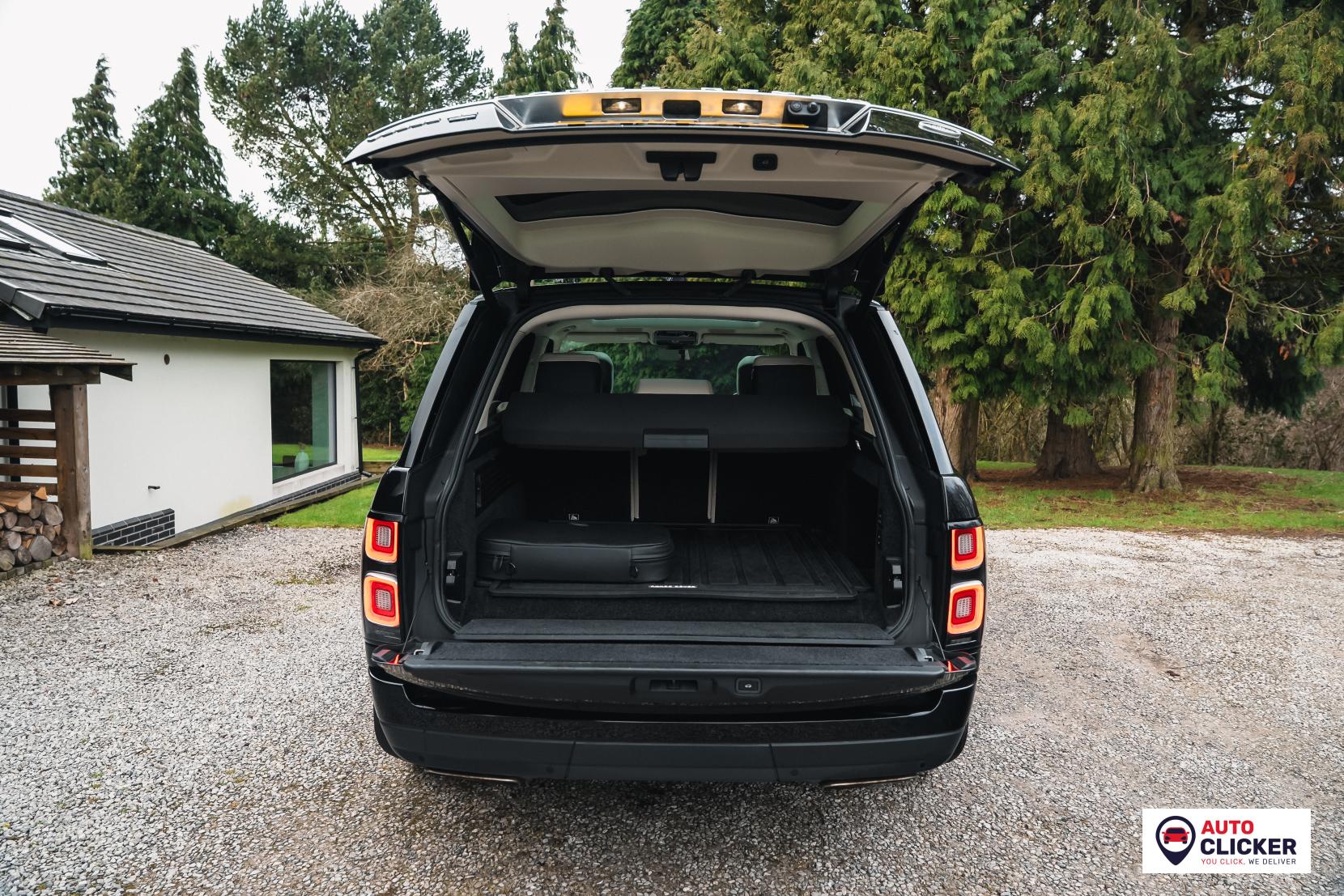 Land Rover Range Rover 2.0 P400e 12.4kWh GPF Vogue SE SUV 5dr Petrol Plug-in Hybrid Auto 4WD Euro 6 (s/s) (404 ps)