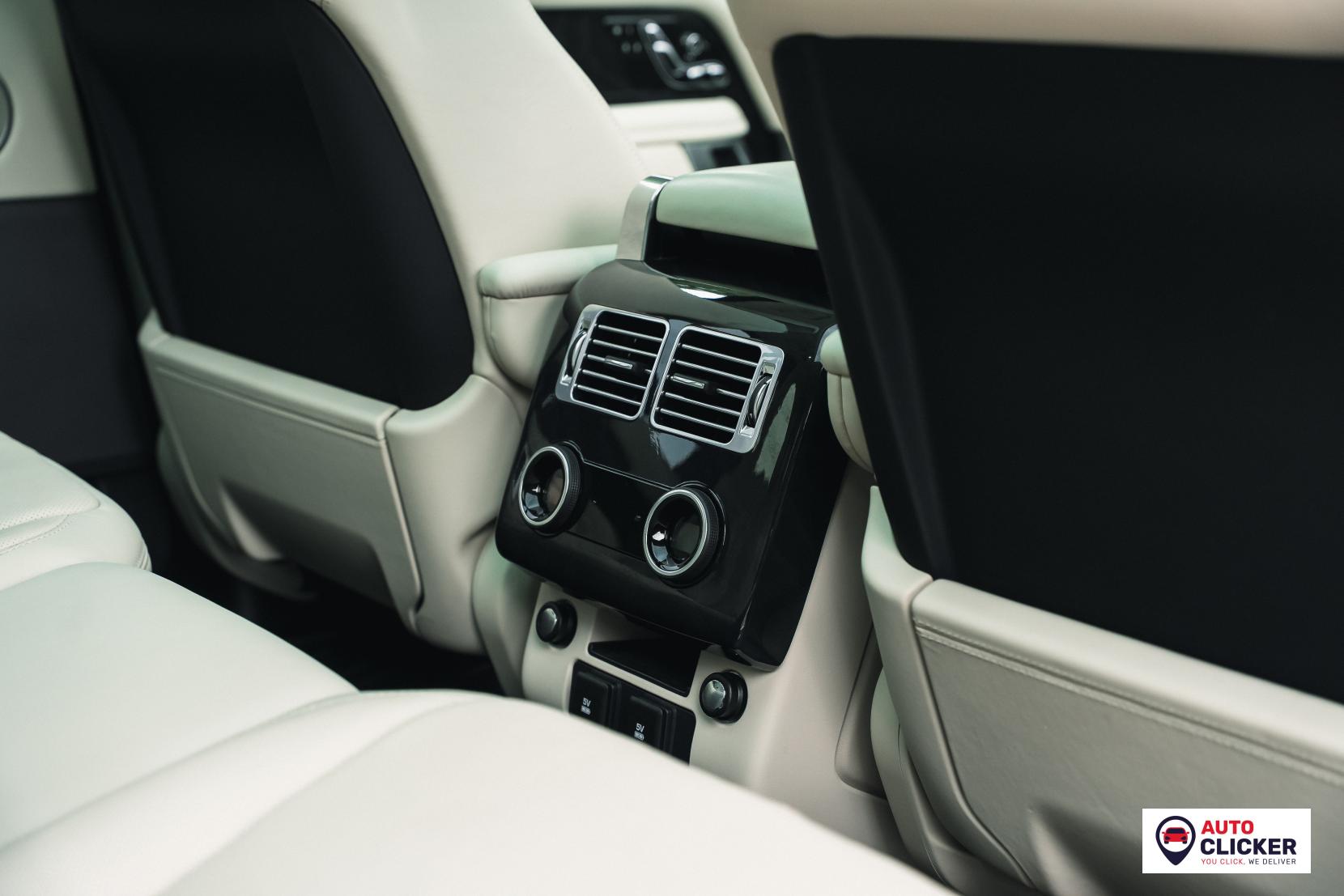 Land Rover Range Rover 2.0 P400e 12.4kWh GPF Vogue SE SUV 5dr Petrol Plug-in Hybrid Auto 4WD Euro 6 (s/s) (404 ps)