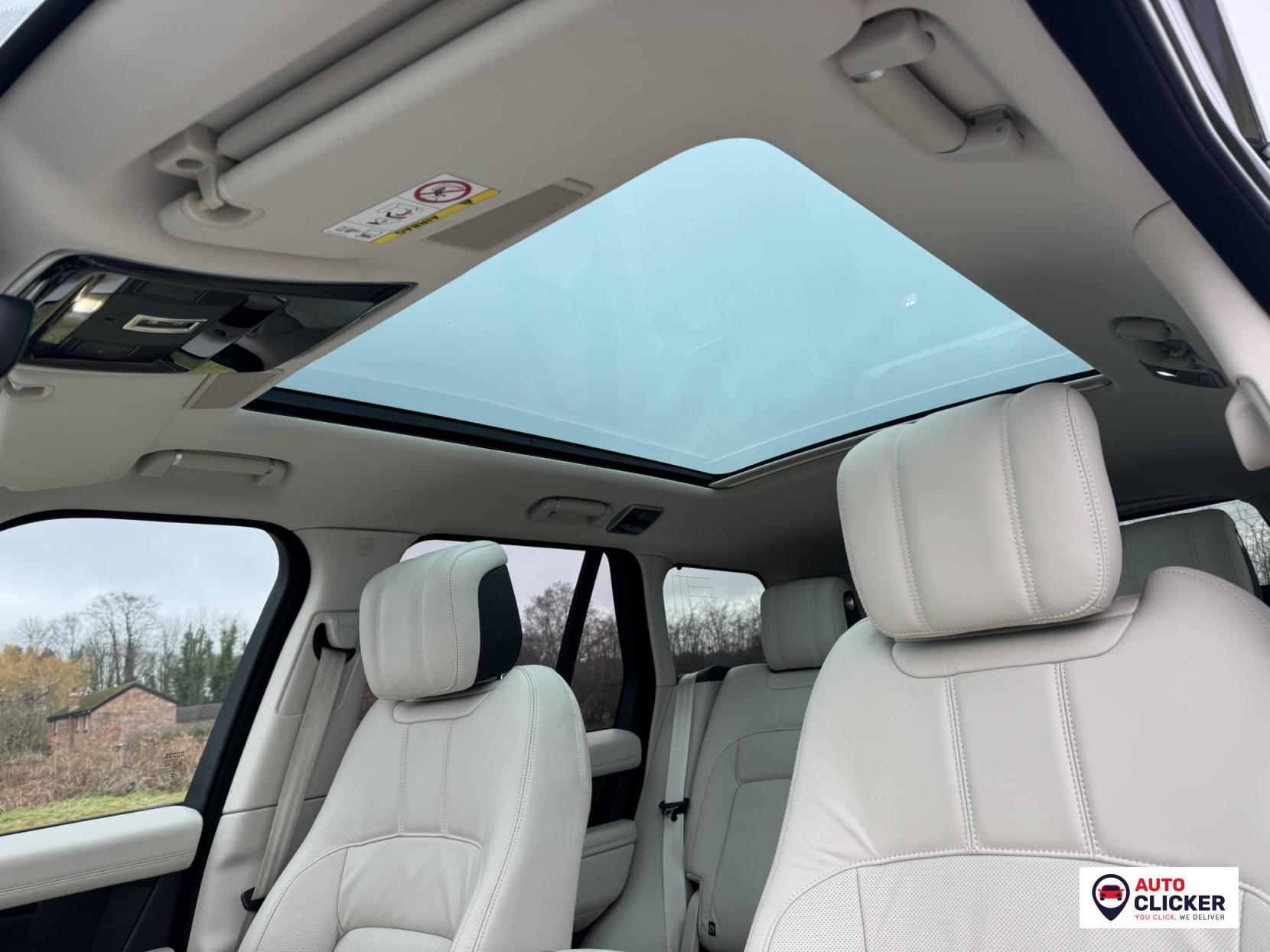 Land Rover Range Rover 2.0 P400e 12.4kWh GPF Vogue SE SUV 5dr Petrol Plug-in Hybrid Auto 4WD Euro 6 (s/s) (404 ps)