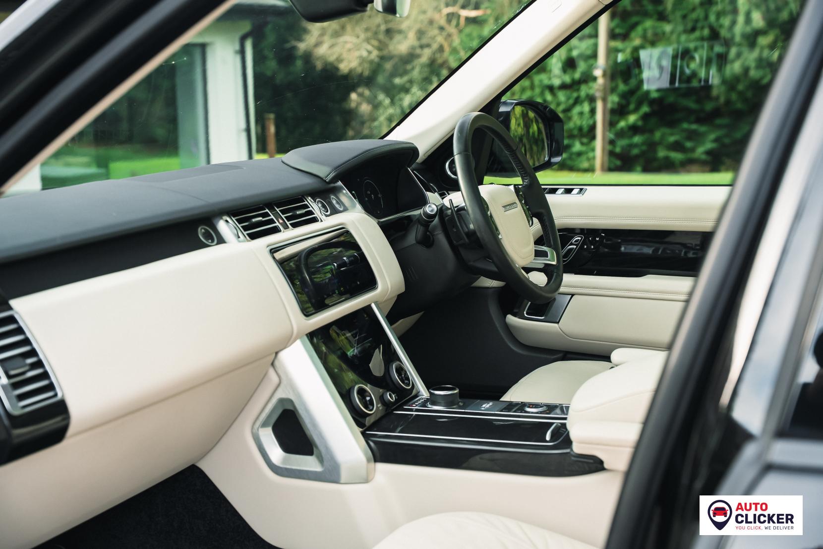 Land Rover Range Rover 2.0 P400e 12.4kWh GPF Vogue SE SUV 5dr Petrol Plug-in Hybrid Auto 4WD Euro 6 (s/s) (404 ps)