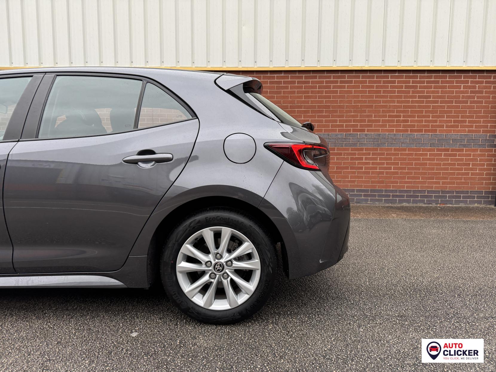 Toyota Corolla 1.8 VVT-h Icon Hatchback 5dr Petrol Hybrid CVT Euro 6 (s/s) (140 ps)