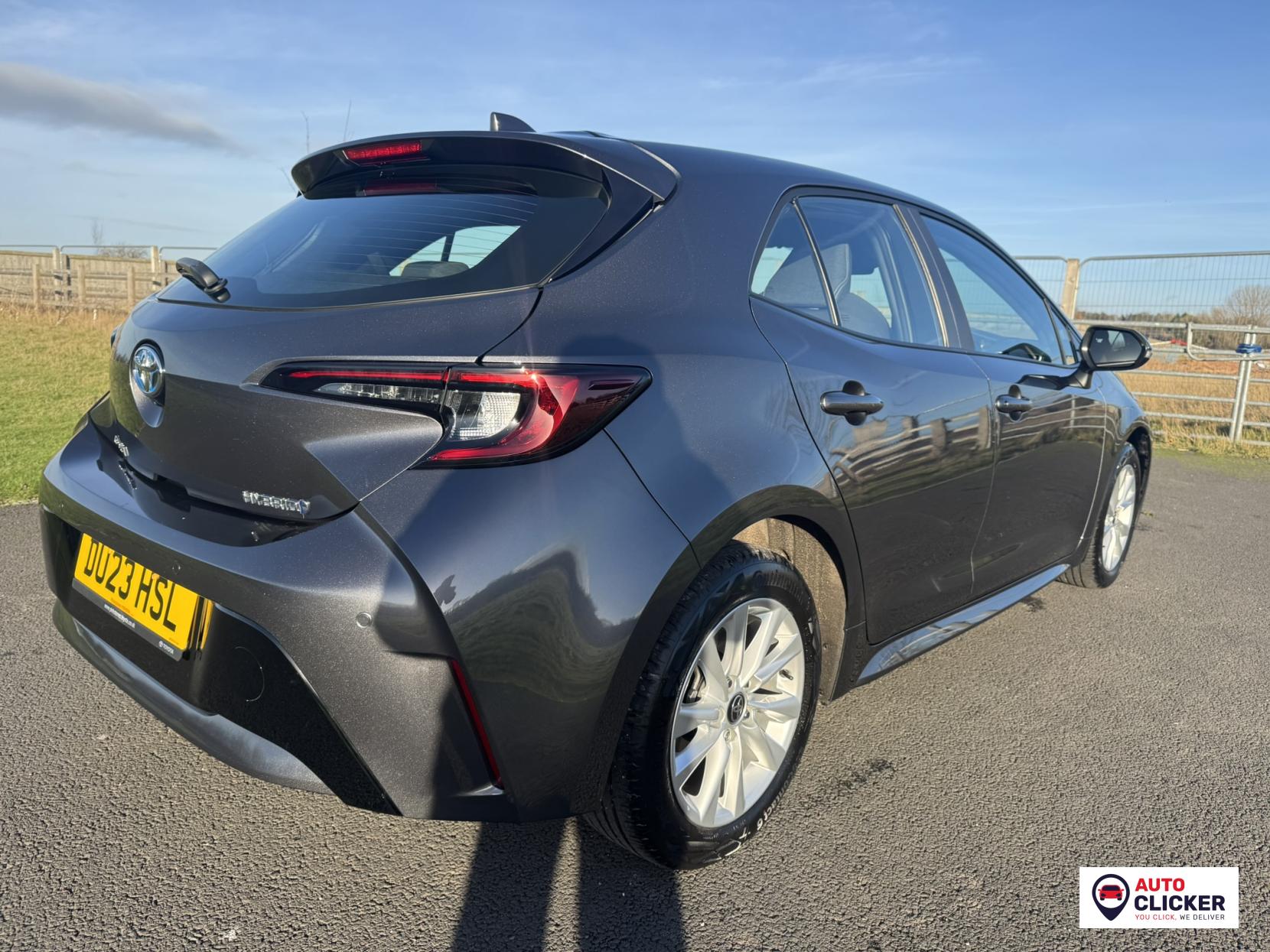 Toyota Corolla 1.8 VVT-h Icon Hatchback 5dr Petrol Hybrid CVT Euro 6 (s/s) (140 ps)