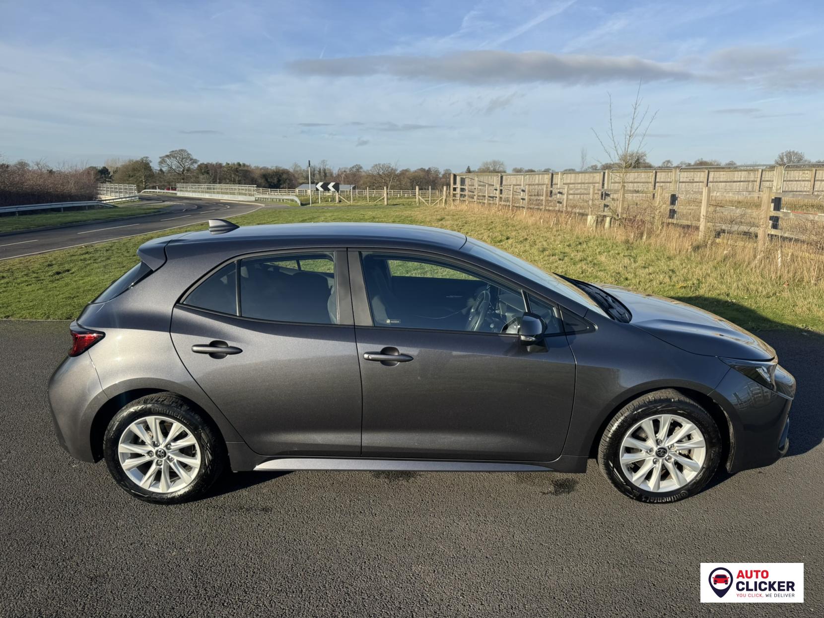 Toyota Corolla 1.8 VVT-h Icon Hatchback 5dr Petrol Hybrid CVT Euro 6 (s/s) (140 ps)