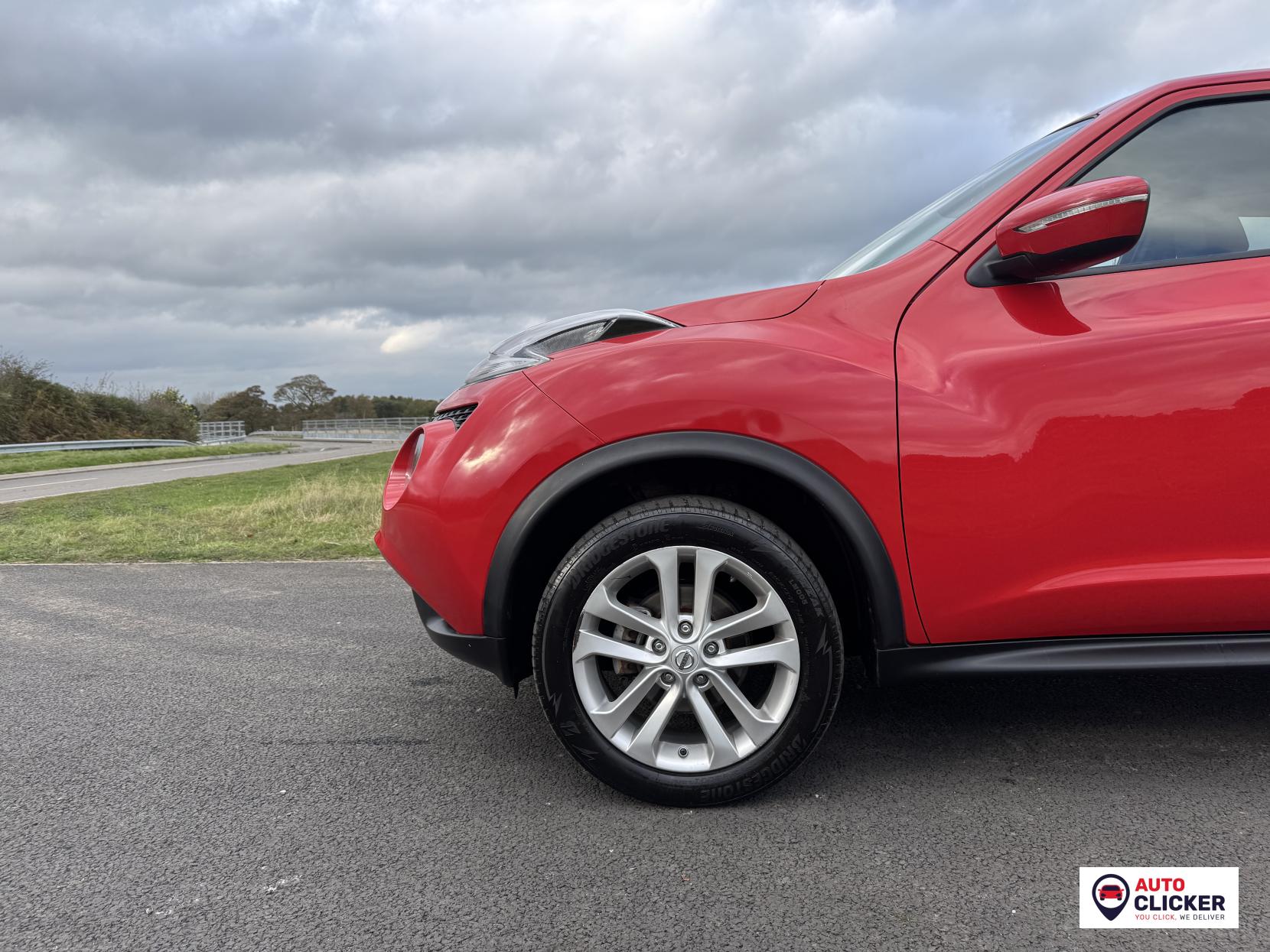 Nissan Juke 1.2 DIG-T N-Connecta SUV 5dr Petrol Manual Euro 6 (s/s) (115 ps)