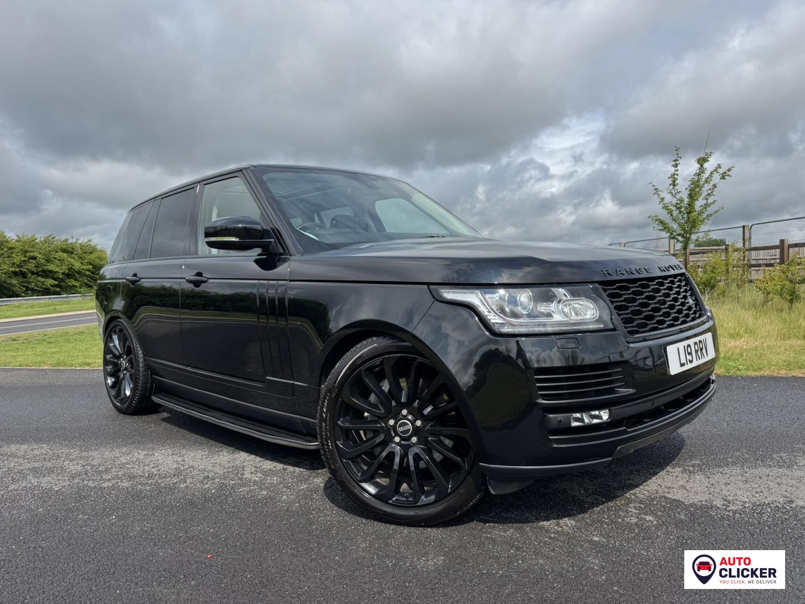 Land Rover Range Rover 4.4 SD V8 Vogue SUV 5dr Diesel Auto 4WD Euro 5 (339 ps)