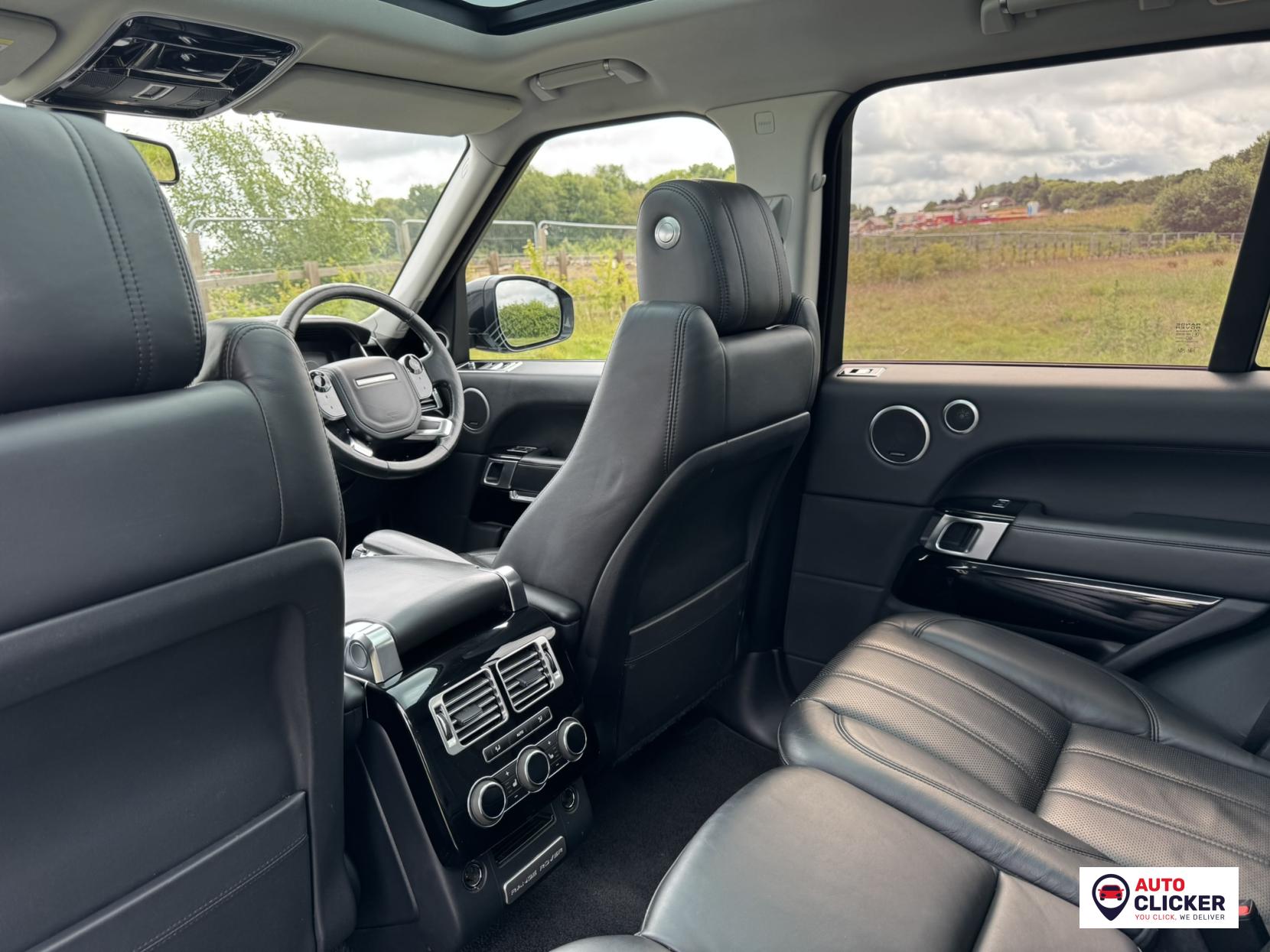 Land Rover Range Rover 4.4 SD V8 Vogue SUV 5dr Diesel Auto 4WD Euro 5 (339 ps)