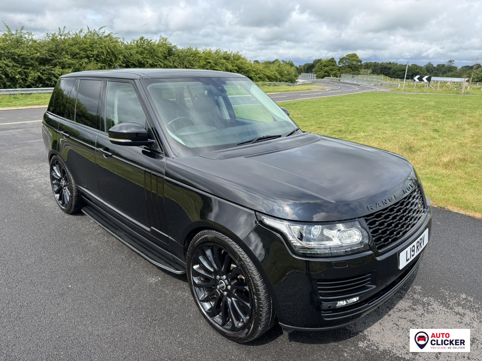 Land Rover Range Rover 4.4 SD V8 Vogue SUV 5dr Diesel Auto 4WD Euro 5 (339 ps)