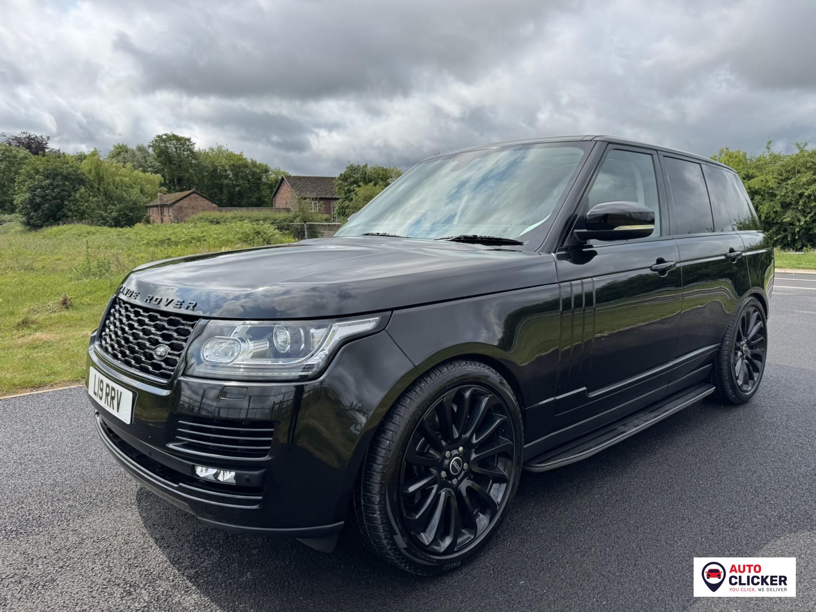 Land Rover Range Rover 4.4 SD V8 Vogue SUV 5dr Diesel Auto 4WD Euro 5 (339 ps)