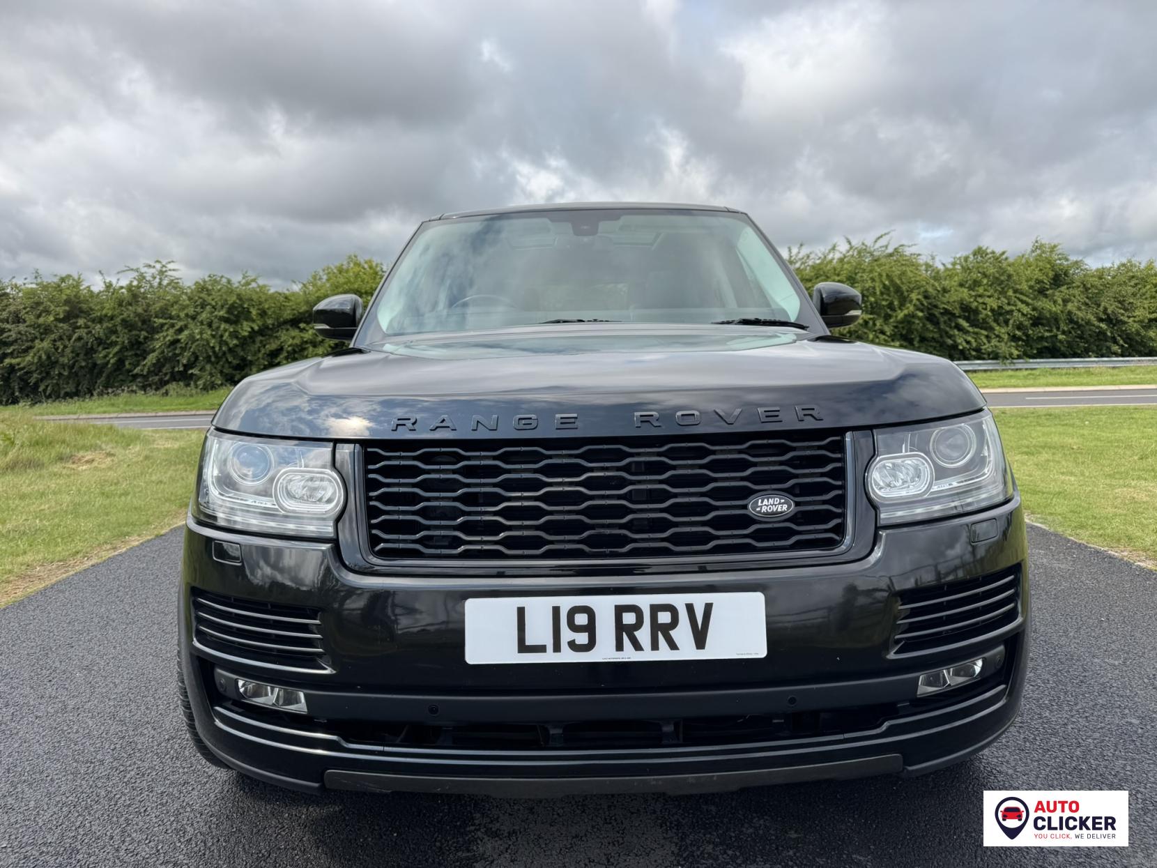 Land Rover Range Rover 4.4 SD V8 Vogue SUV 5dr Diesel Auto 4WD Euro 5 (339 ps)