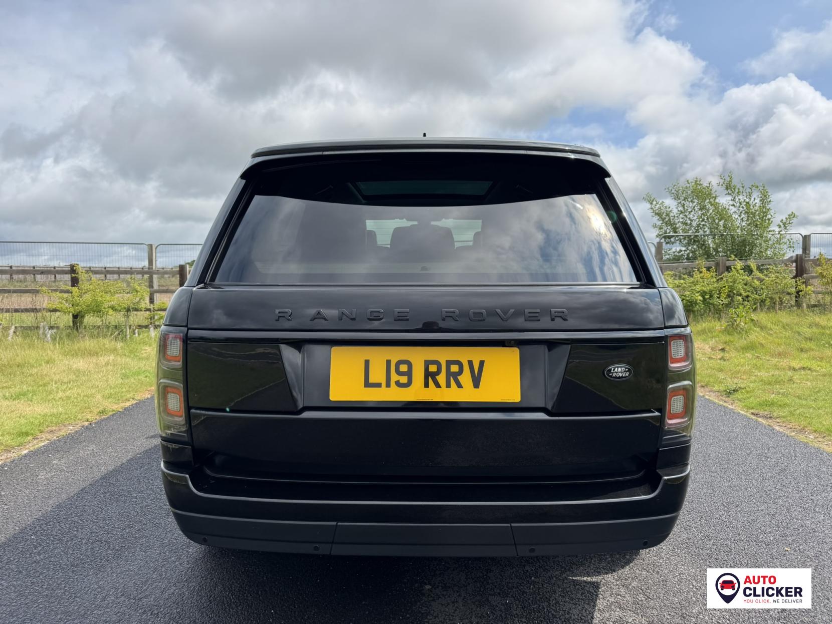Land Rover Range Rover 4.4 SD V8 Vogue SUV 5dr Diesel Auto 4WD Euro 5 (339 ps)